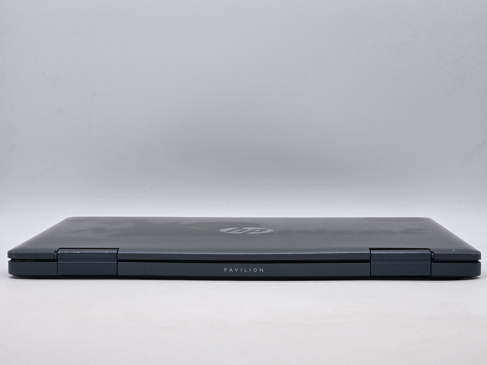 HP Pavilion x360 2-in-1 14-ek0073dx 14″ FHD Touch I5-1235U 512GB 8GB W11 Webcam