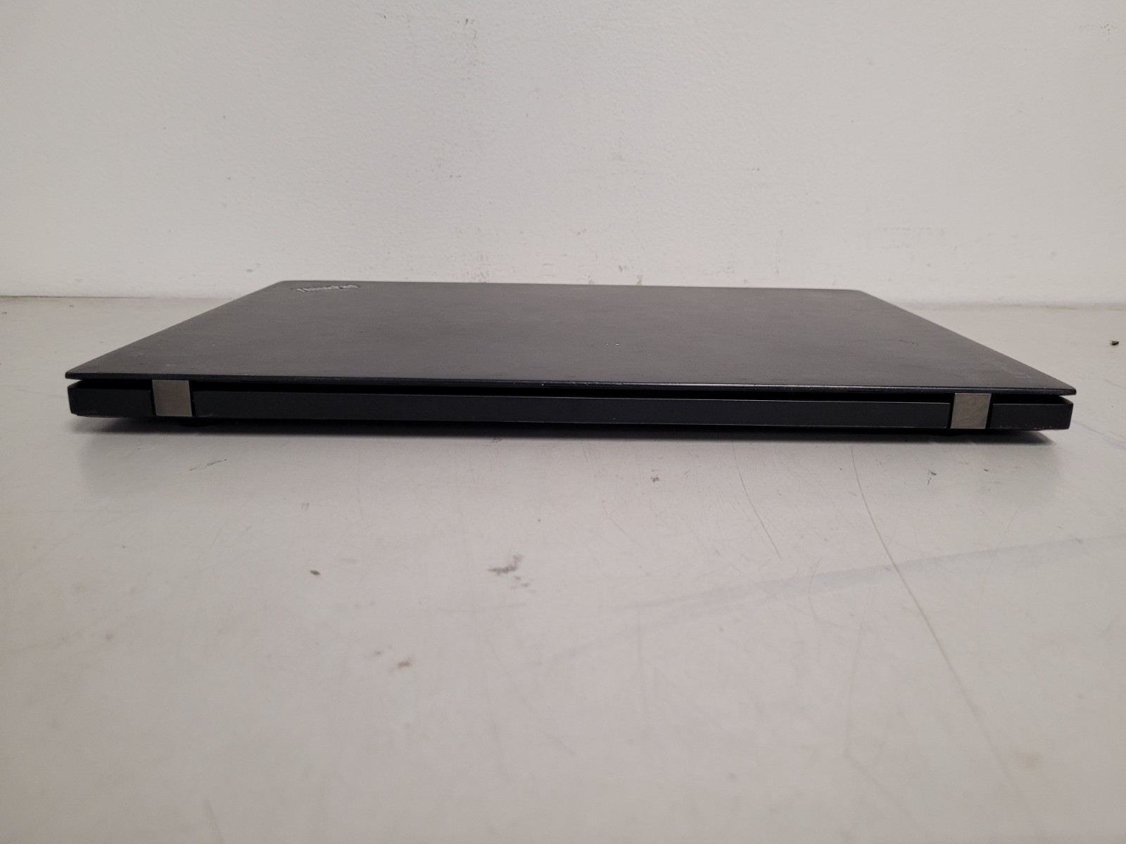 Lenovo ThinkPad T460s 14″ i7-6600u 2.6gh 8gb ram 500gb ssd w11p charger PC0BPN4M