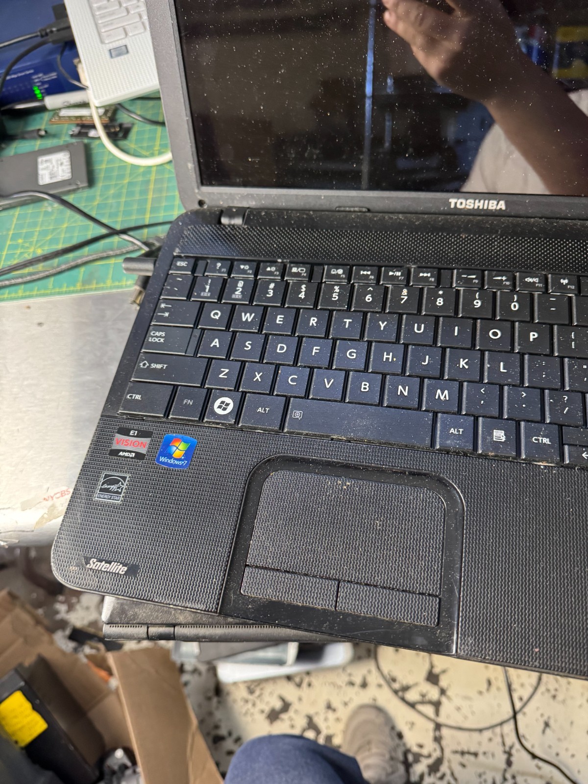 Toshiba Satellite C855D AMD E1 1200 Laptop for Parts/Repair *READ #4111