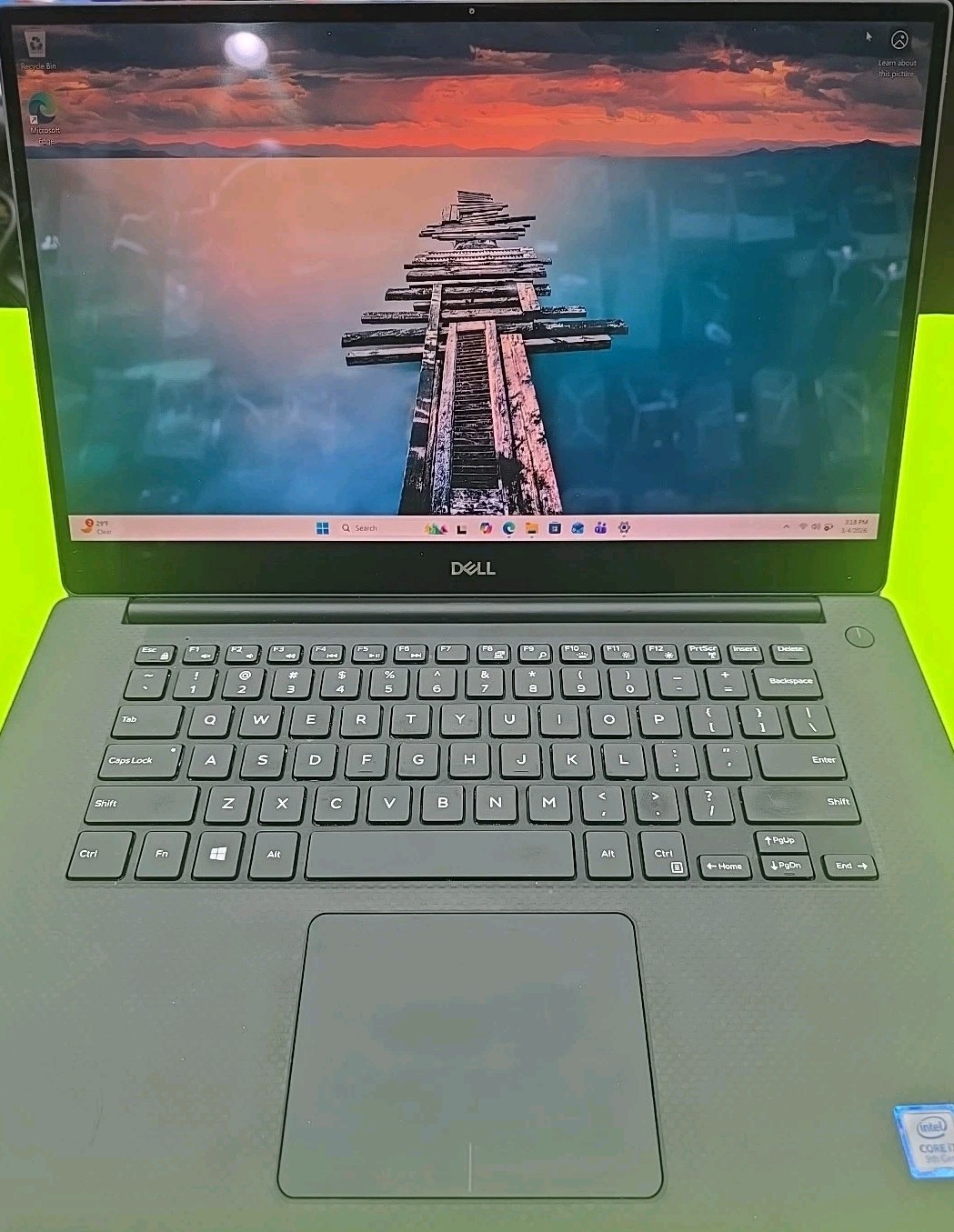 Dell Precision 5540 15.6” 16 GB RAM 1TB HD Core i7 9th Gen 2.6GHz Touch Screen