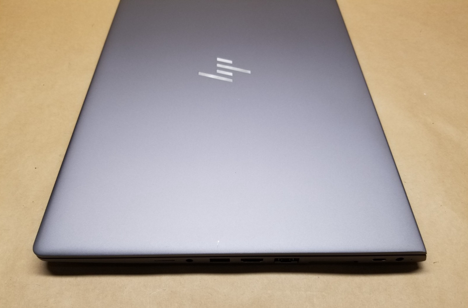 HP Zbook 15u G5 15.6″ Laptop i7-8550U,16GB RAM 256GB SSD PRO WX 3100 WIN 11 PRO
