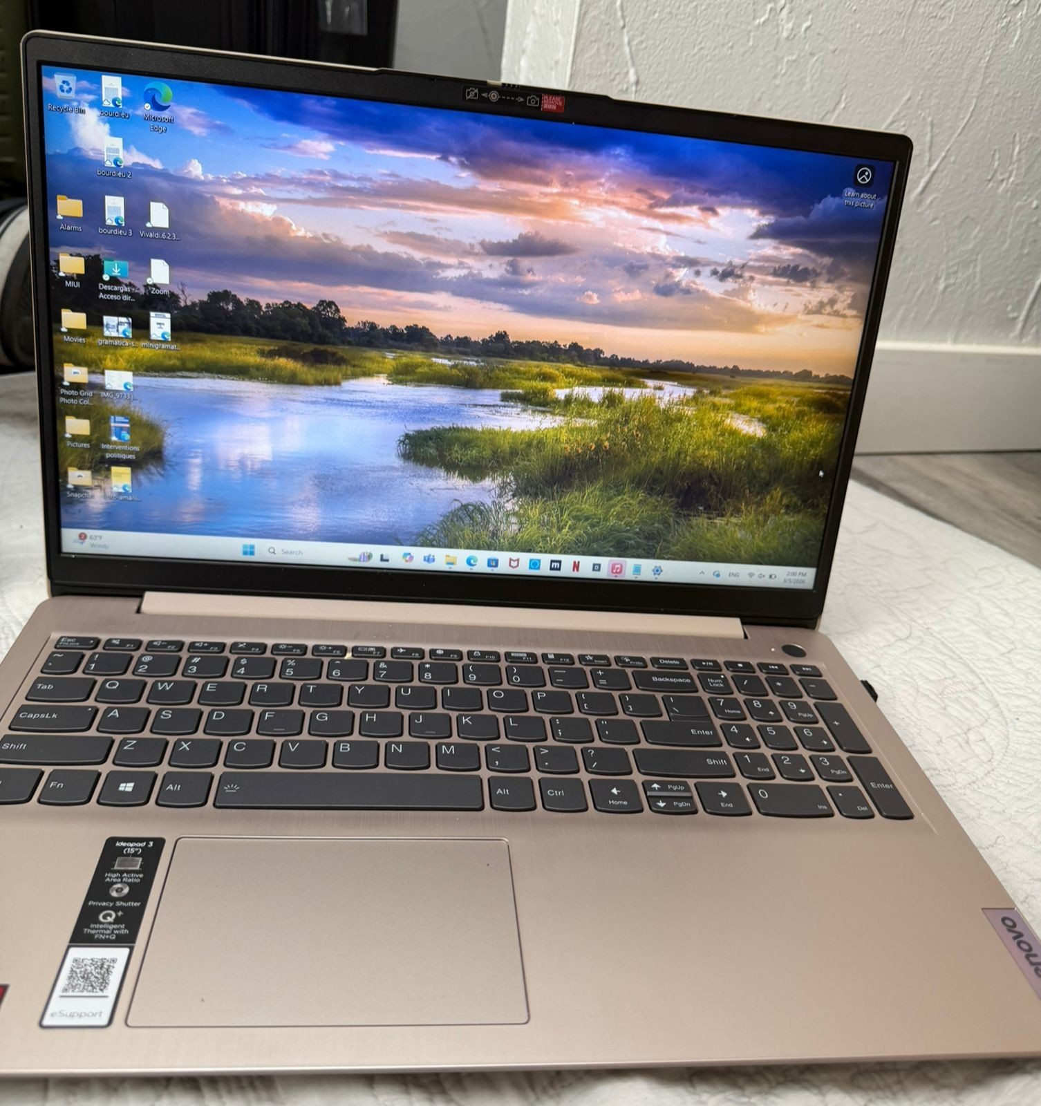 Lenovo IdeaPad 3 82KU00YWUS 15.6″ FHD LAPTOP RYZEN 5 (5500U 8GB 256GB SSD SAND)