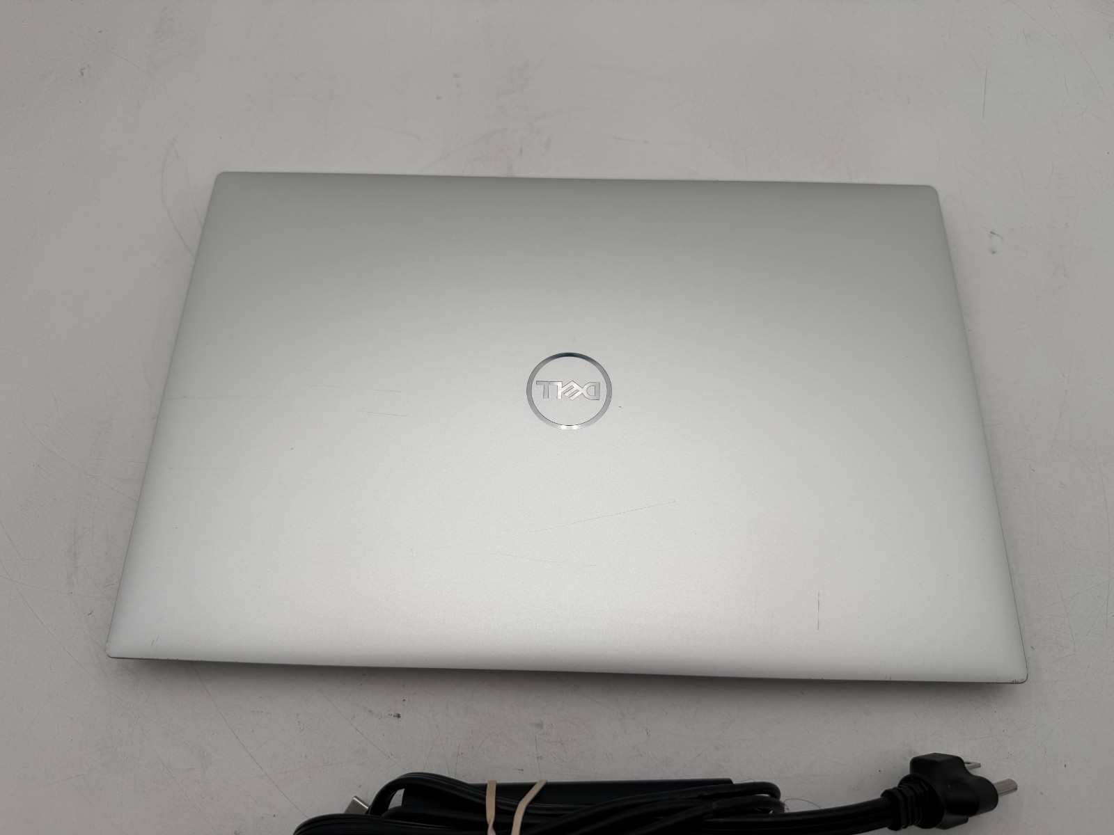 Dell XPS 15 9500 15.6″ 512 GB SSD 8 GB RAM i5-10300H Windows 11 Pro