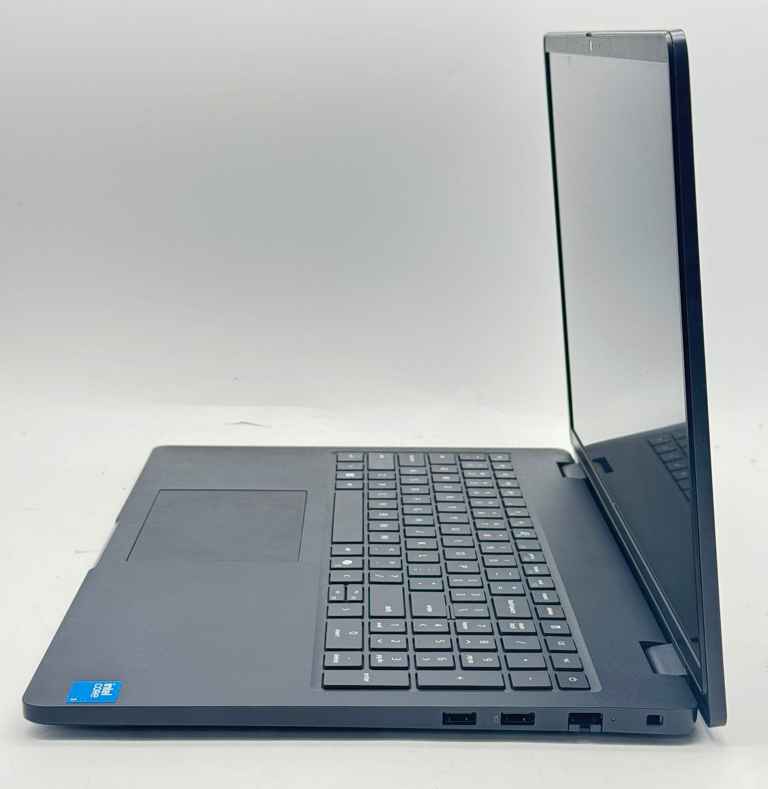 Dell Pro 16 PC16250 16″ Core 3 8GB 256GB SSD Black Used
