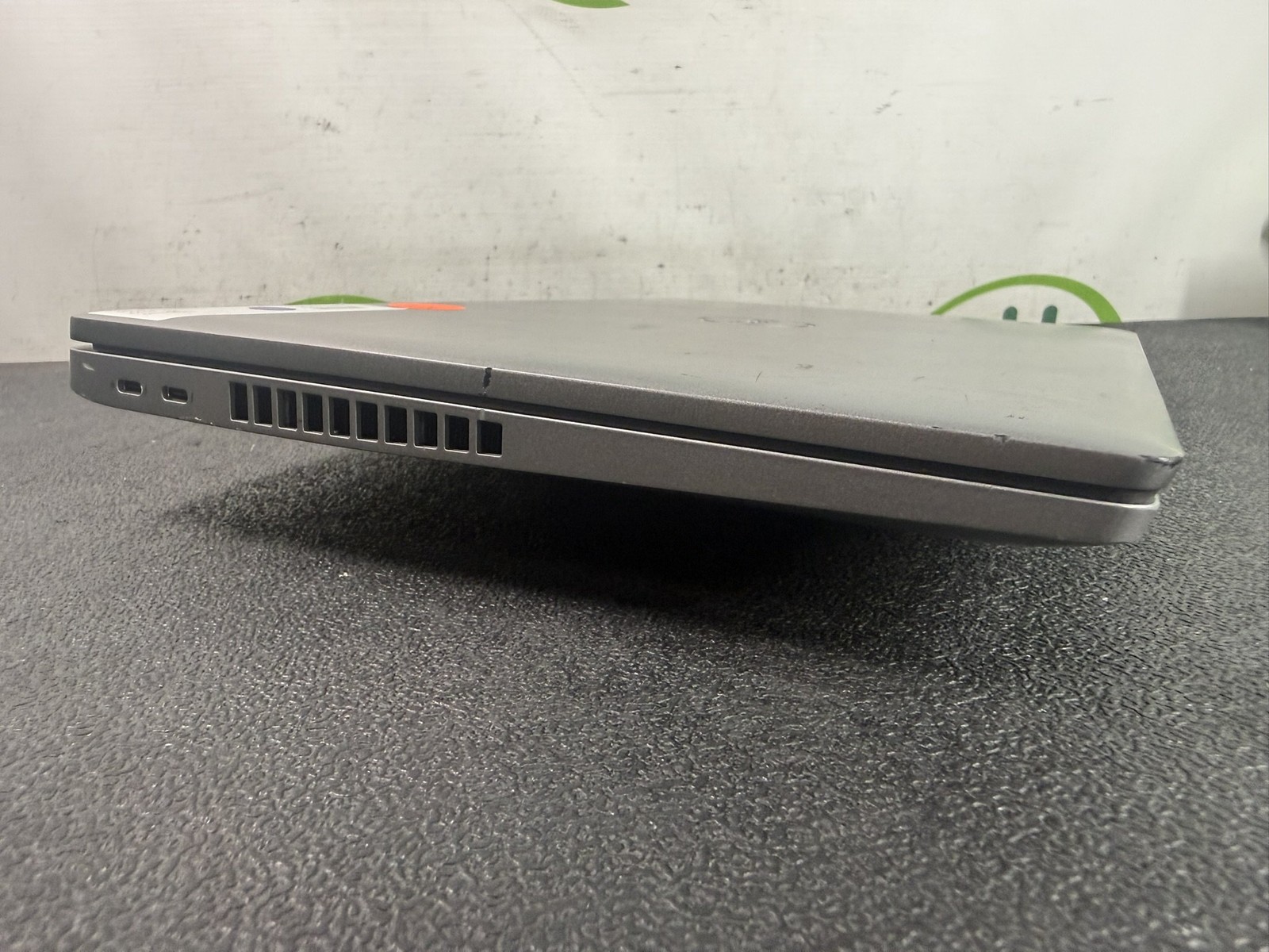 Dell Precision 3560 15.6″ i7-1185G7 3.0GHz 32GB NO SSD NVIDIA Quadro T500 – READ