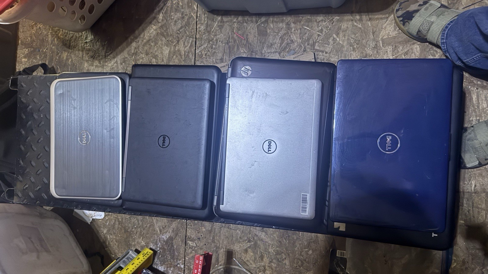 Mixed Laptop Lot Of 8 Parts Only Some Work Some Don’t