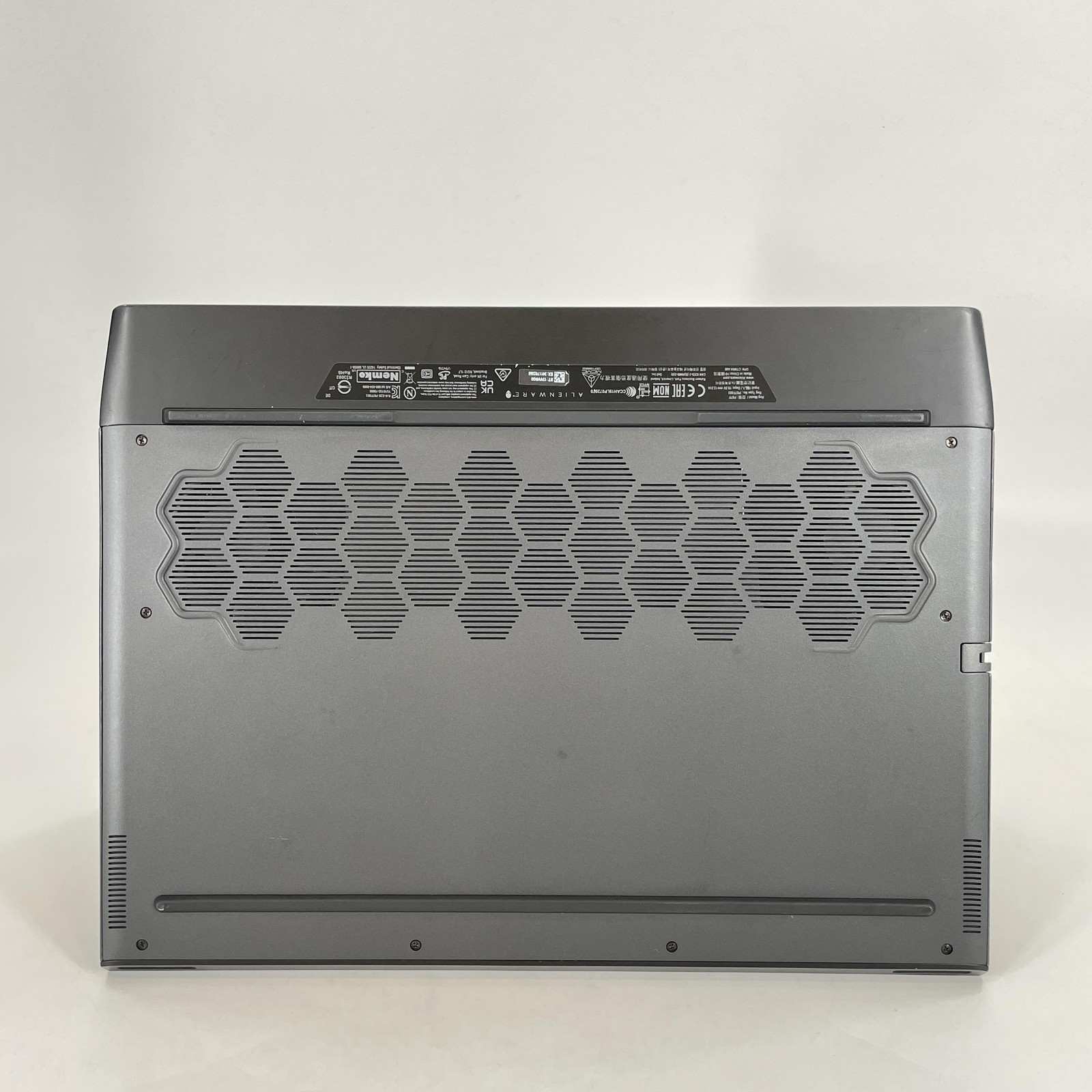 Dell Alienware m15 R4 300Hz FHD i7-10870H 2.20GHz 16GB 1TB/512GB RTX 3070 Good