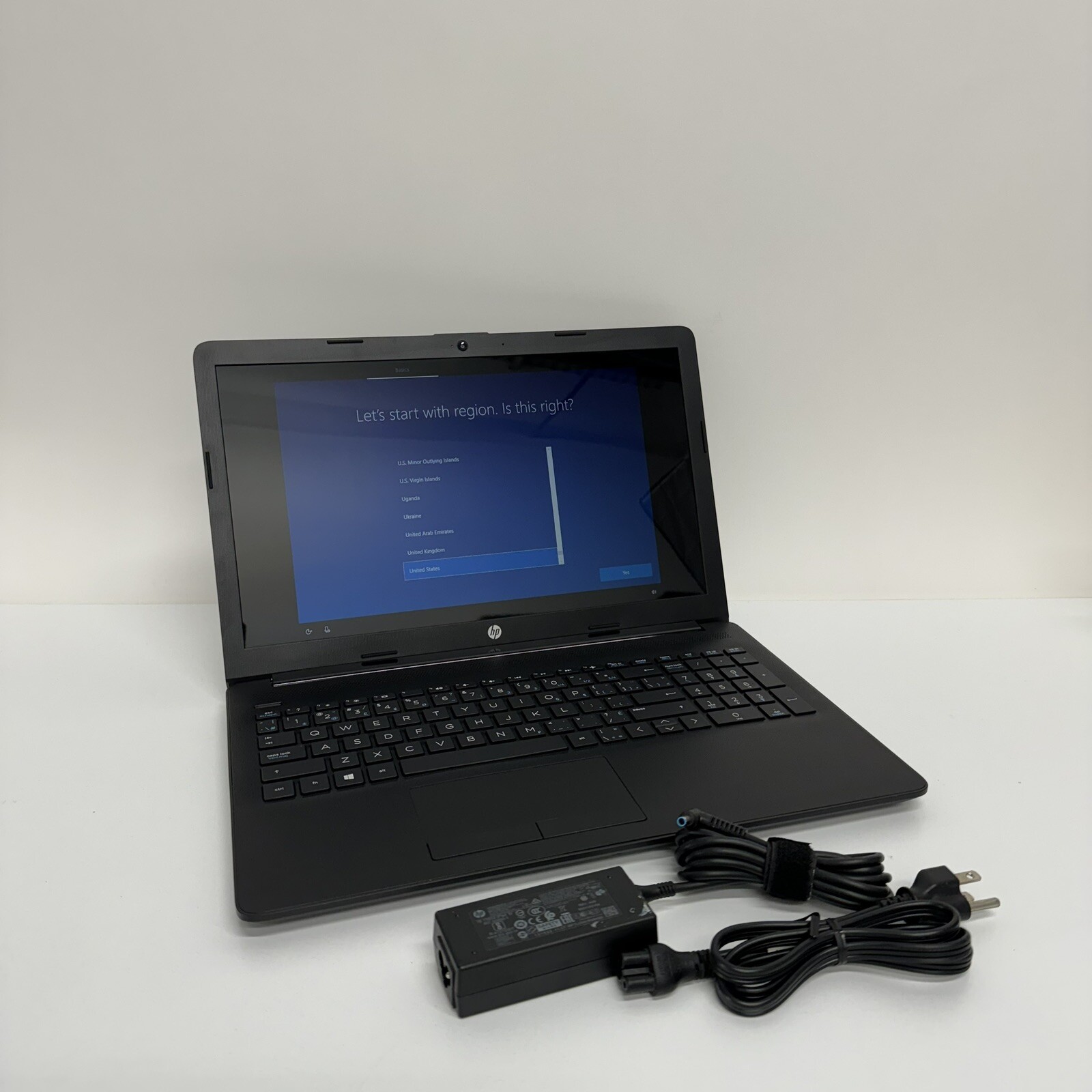 HP 15-db0008ca 15.6″ AMD E2-9000e 1.5GHz 4GB RAM 500GB HDD Windows 10