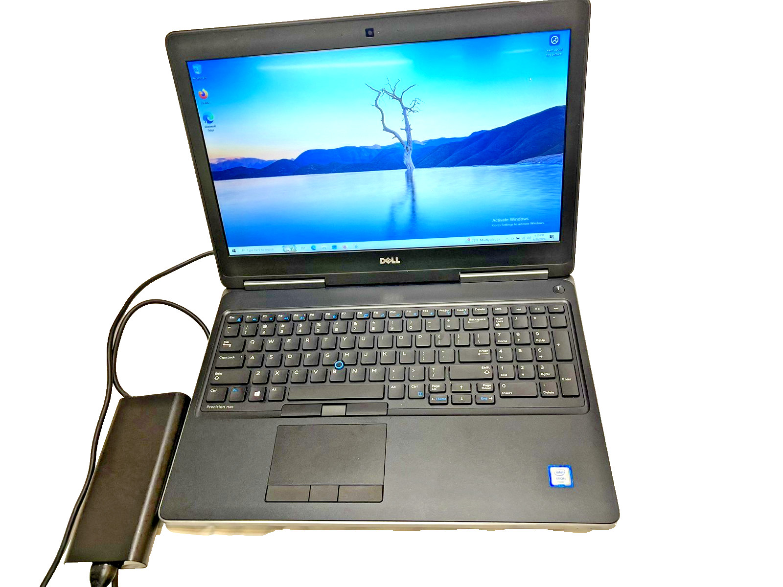 Dell Precision 7520 Business Gaming Laptop Xeon 3.1Ghz 32GB NVIDIA Quadro M2200