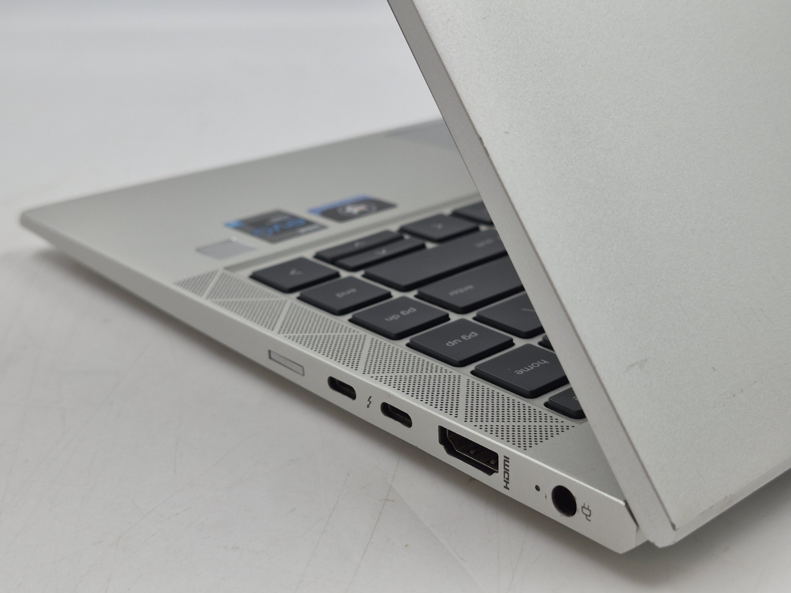HP EliteBook 840 G8 14″ i7-1165G7 2.80GHz 16GB RAM 512GB SSD Win 11 Pro