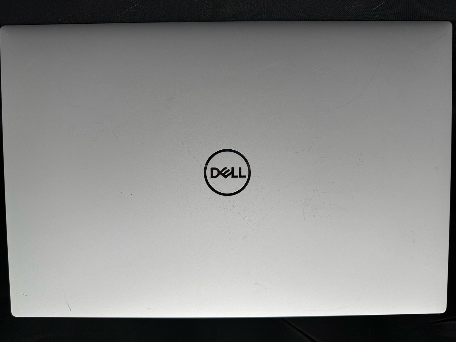 2022 Platinum White Carbon Dell XPS 15 9500 i9-10885H 16Gb 512Gb 1650Ti 4K Touch