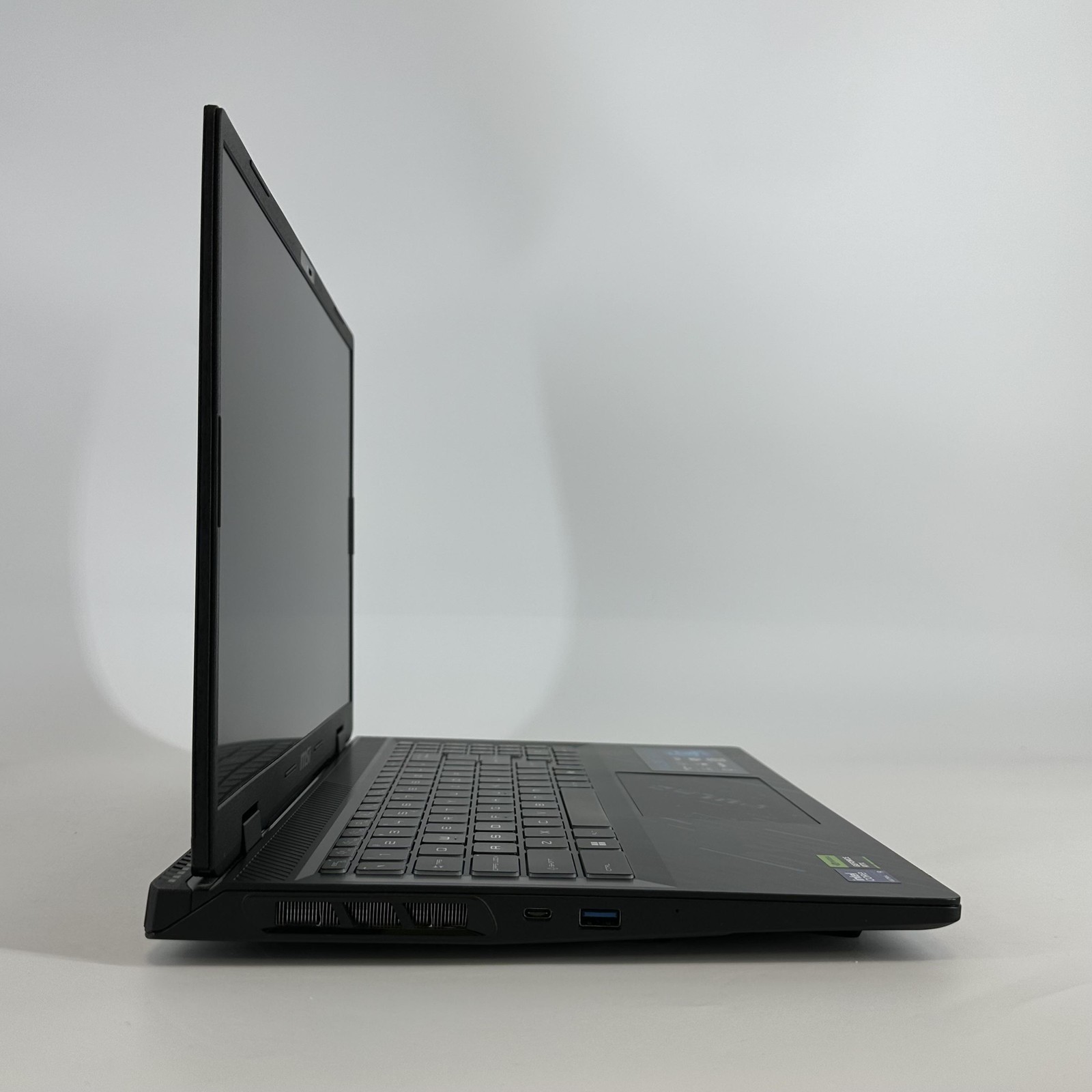 MSI Pulse 16 AI QHD+ 2.5 GHz Ultra 9 185H 32GB 1TB SSD NVIDIA RTX 4070 Excellent