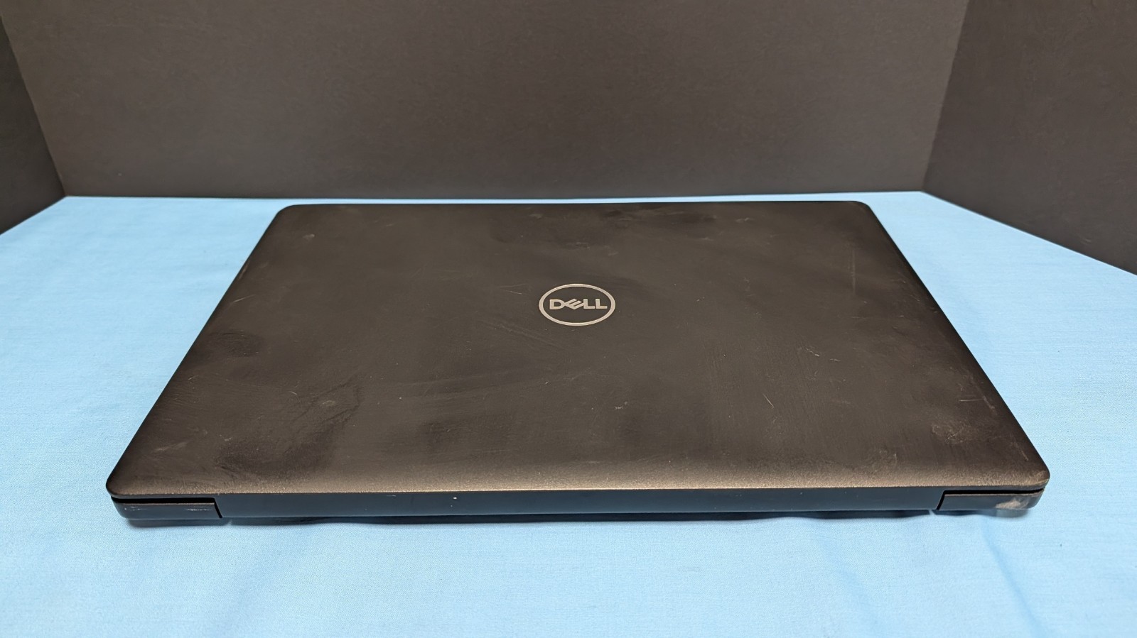 DELL LATITUDE 3590 – INTEL i5-8250U 8GB RAM 500GB COSMETIC ISSUES READ!