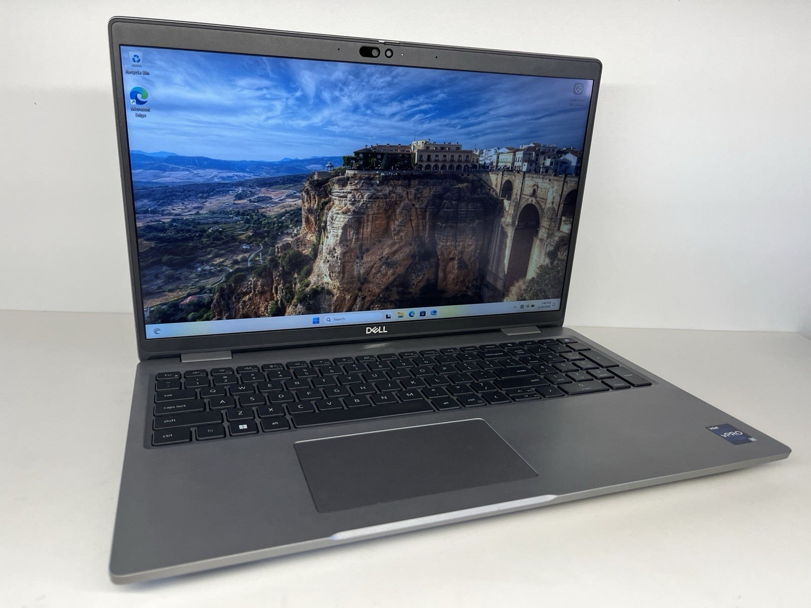 DELL LATITUDE 5540 I5-1345U 15.6″ 8-32GB RAM(config) 512GB NVMe Win11 Pro Touch