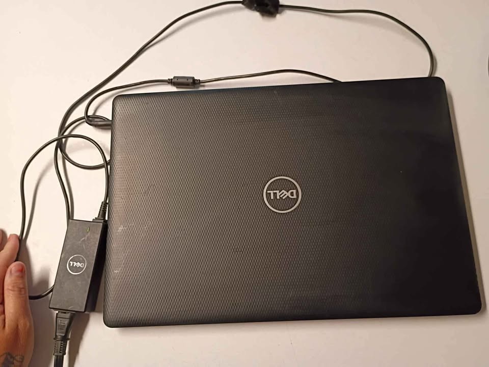 Dell Inspiron 3515 15.6″ (2TB SSD, AMD Ryzen 5 3000 Series, 3.50 GHz, 8GB)…