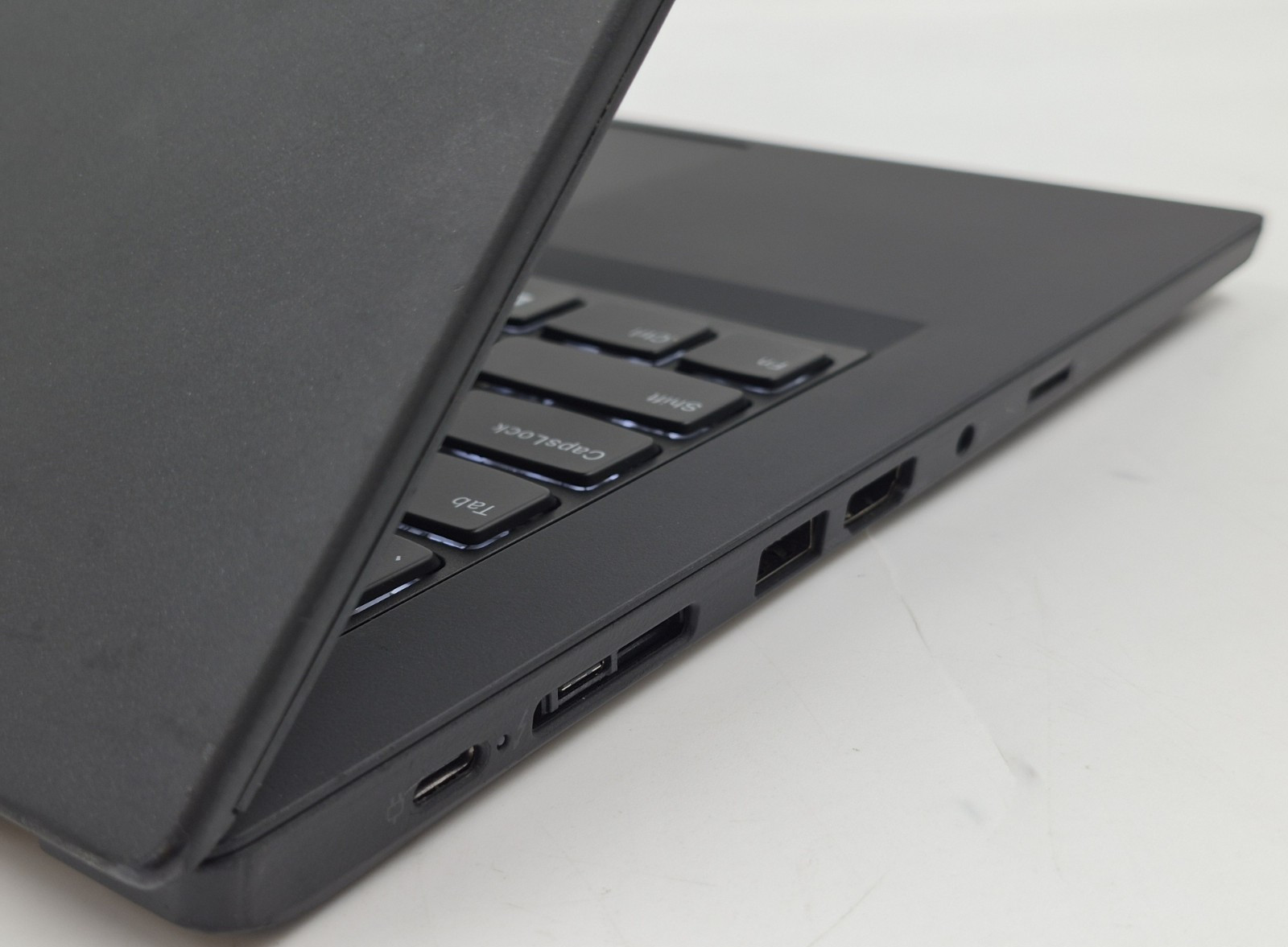 Lenovo ThinkPad T490 i5-8265U 1.60GHz 8GB RAM 256GB NVMe W11P Laptop
