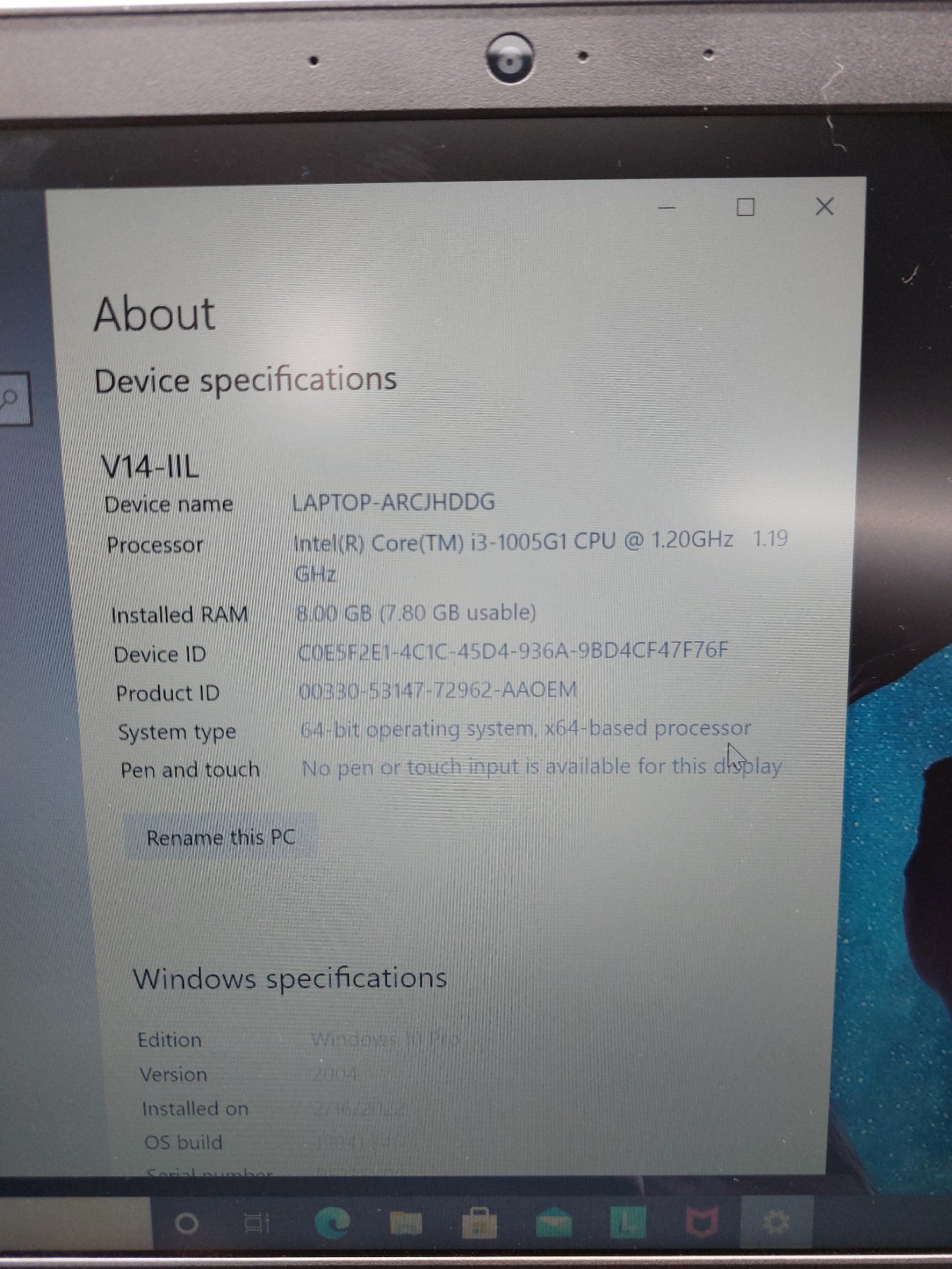 Lenovo V14-IIL 82C4 Intel Core i3 1.2 GHz 8GB RAM 256 GB NVME SSD Win 10 Pro