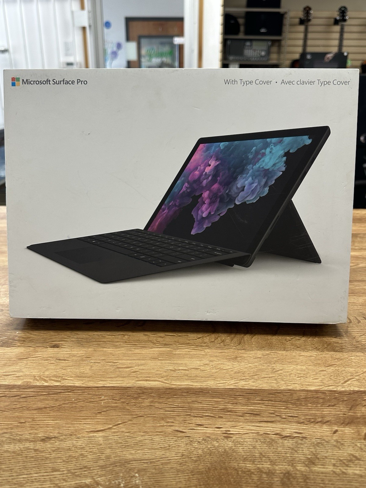 Microsoft Surface Pro 6 12.3″ 256GB SSD, Intel Core I5 8th Gen., 3.4GHz, 8GB RAM