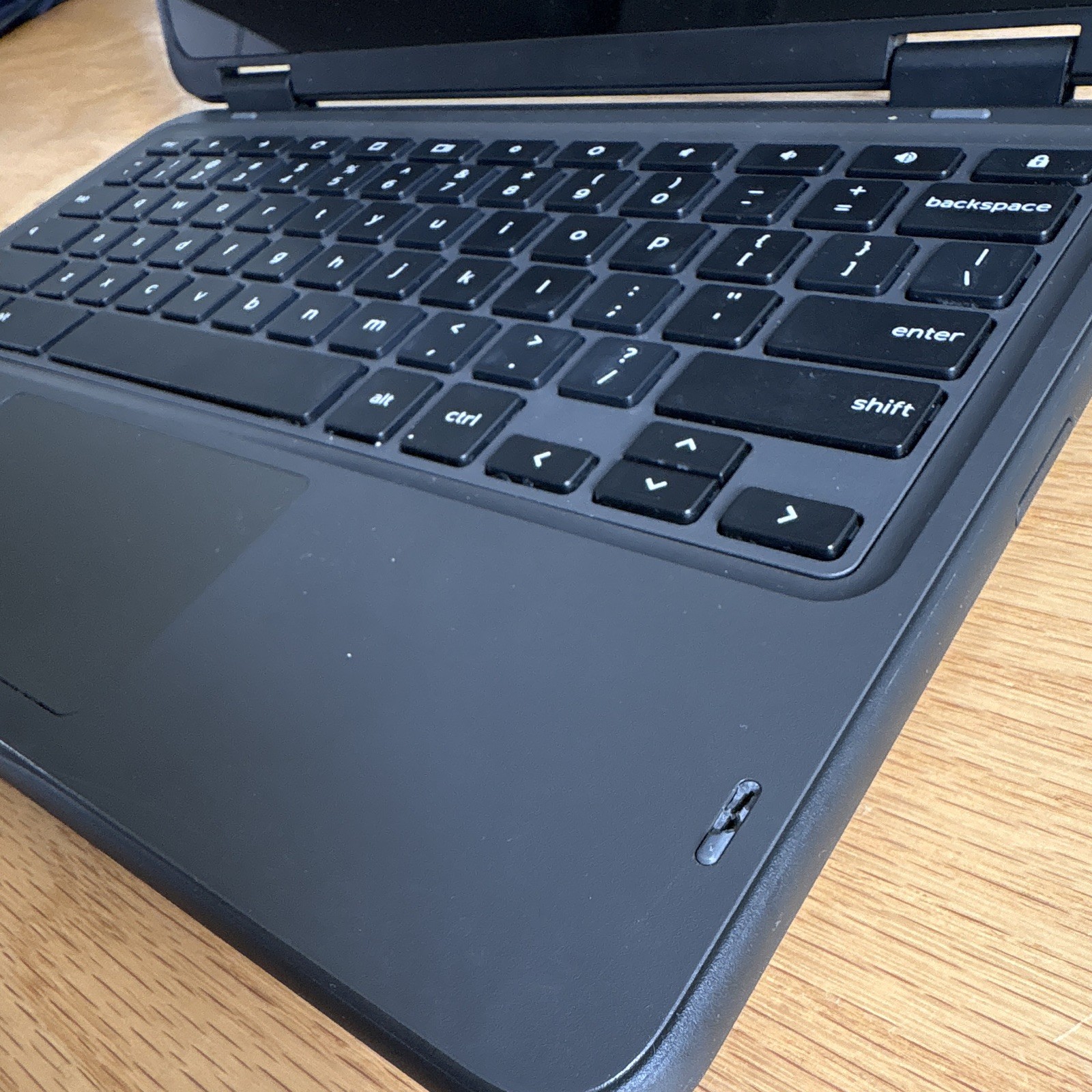 Dell Chromebook 3100 2-in-1 11.6″ 32GB Chrome Fully Functional NO CHARGER