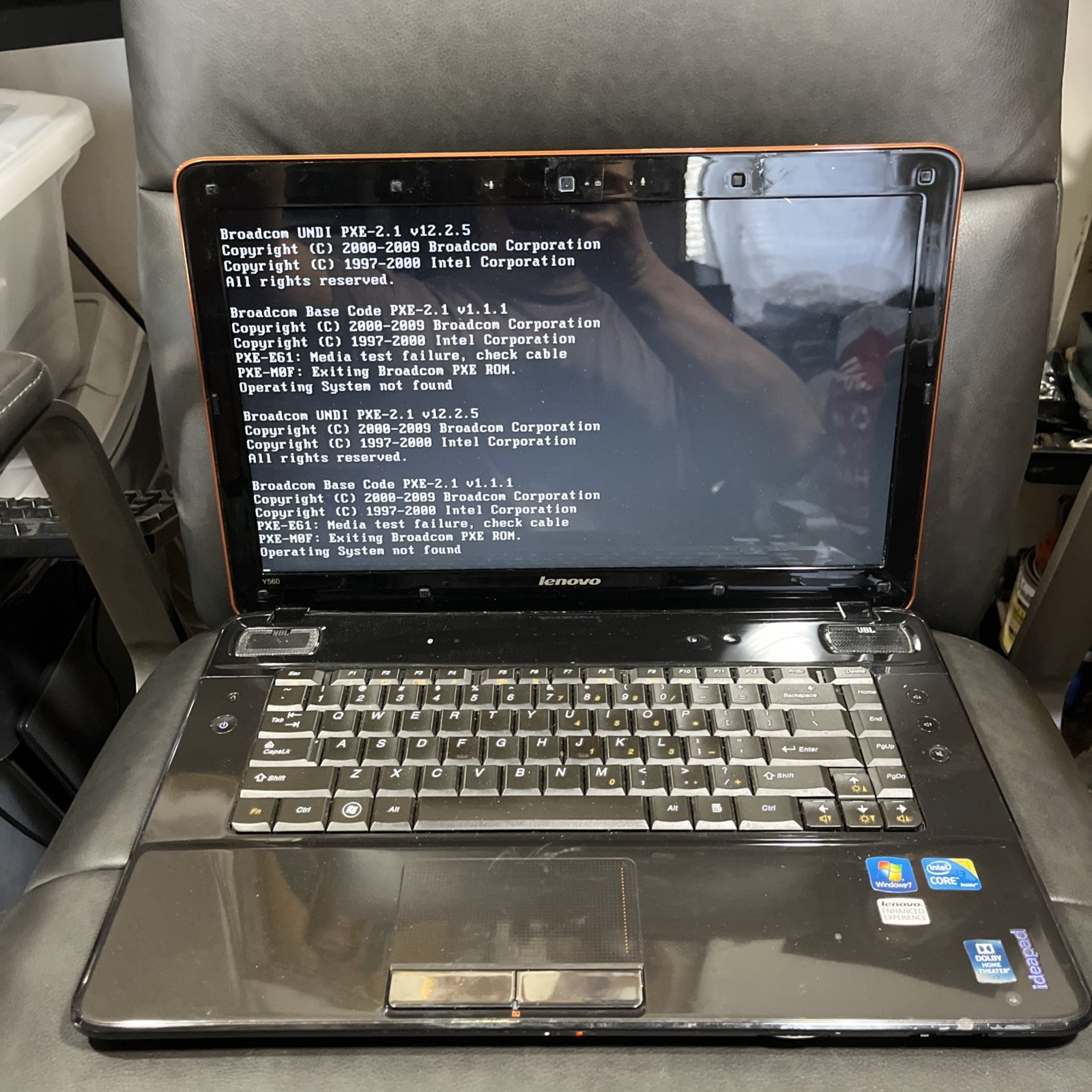 Lenovo Y550 CPU Pentium Dual Core 2GHz 4GB RAM Parts Or Repair AS IS (READ)
