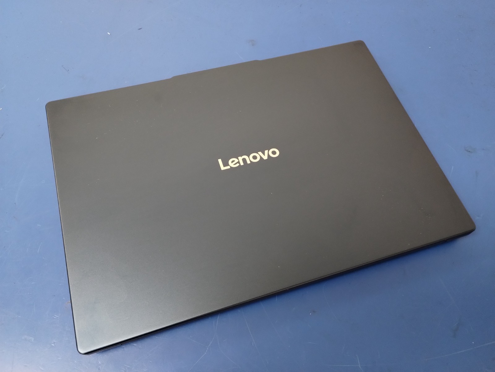 Lenovo IdeaPad 5 2-in-1 16AKP10, AMD Ryzen AI 7 350, 16 GB RAM, 1 TB NVMe SSD