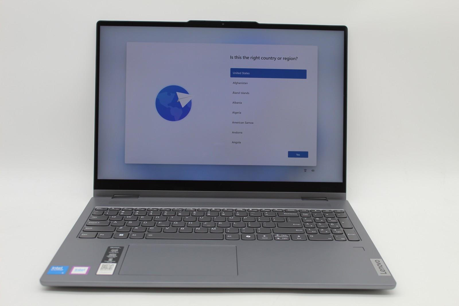 Lenovo IdeaPad 5 16″ Touch Intel Core 5 120U 1.4GHz 16GB 512GB SSD PC1744679