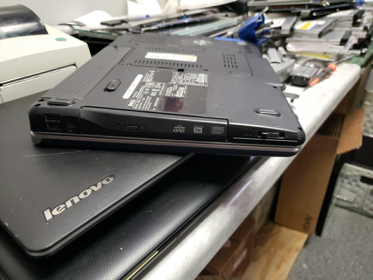 Dell Inspiron 1525 LAPTOP Intel 2 Core 1.8GHz 2 GB NO OS/HDD/ READ AD FREE SHIP
