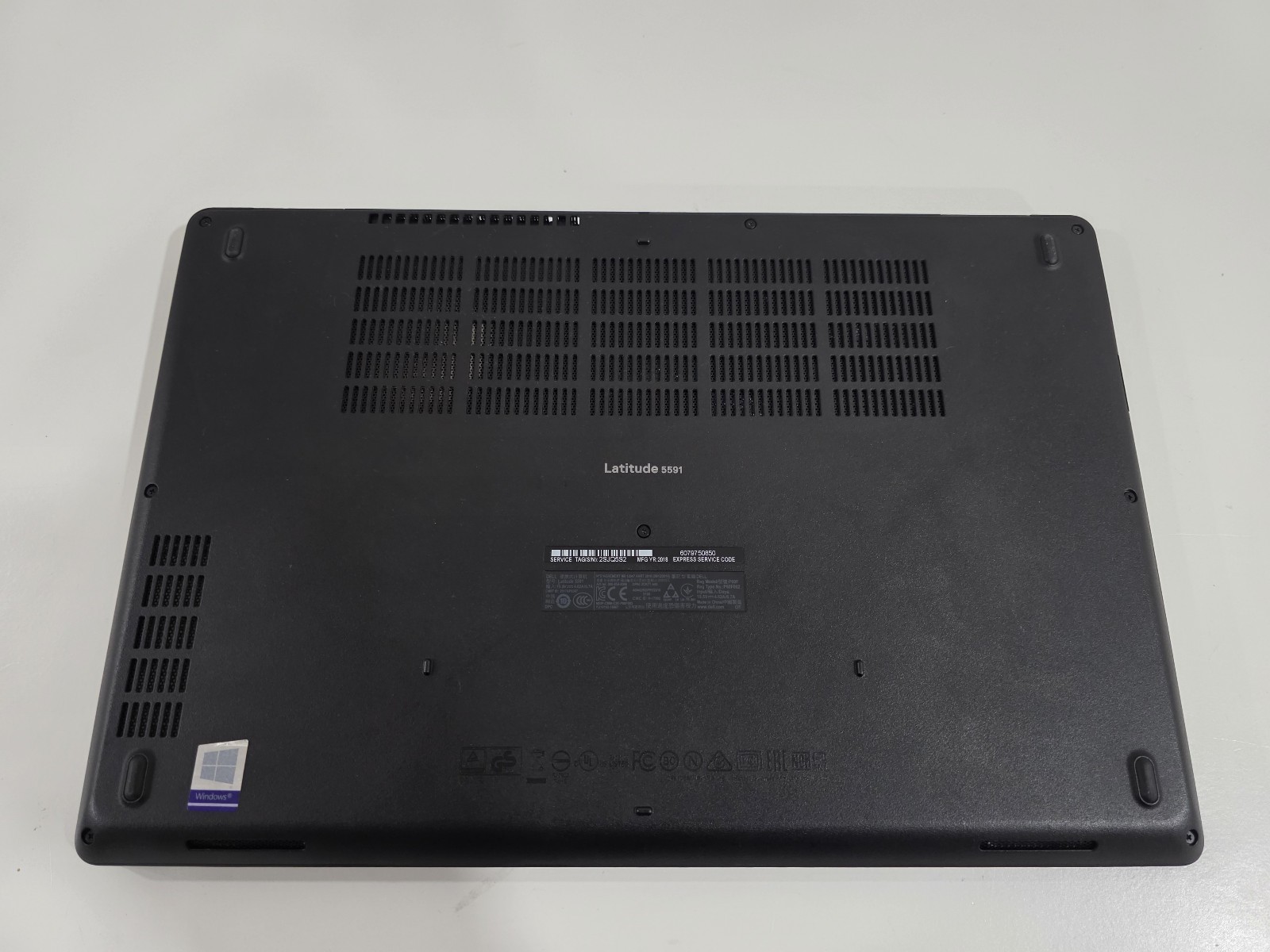 Dell Latitude 5591 i5-8400H 8GB 128GB SSD HD Webcam Windows 11 Laptop