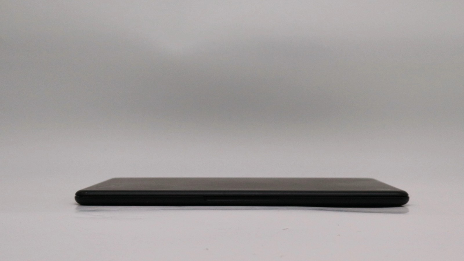 Google Pixelbook Go 13″ i5-8200y 16GB 128GB – Fair READ DESC