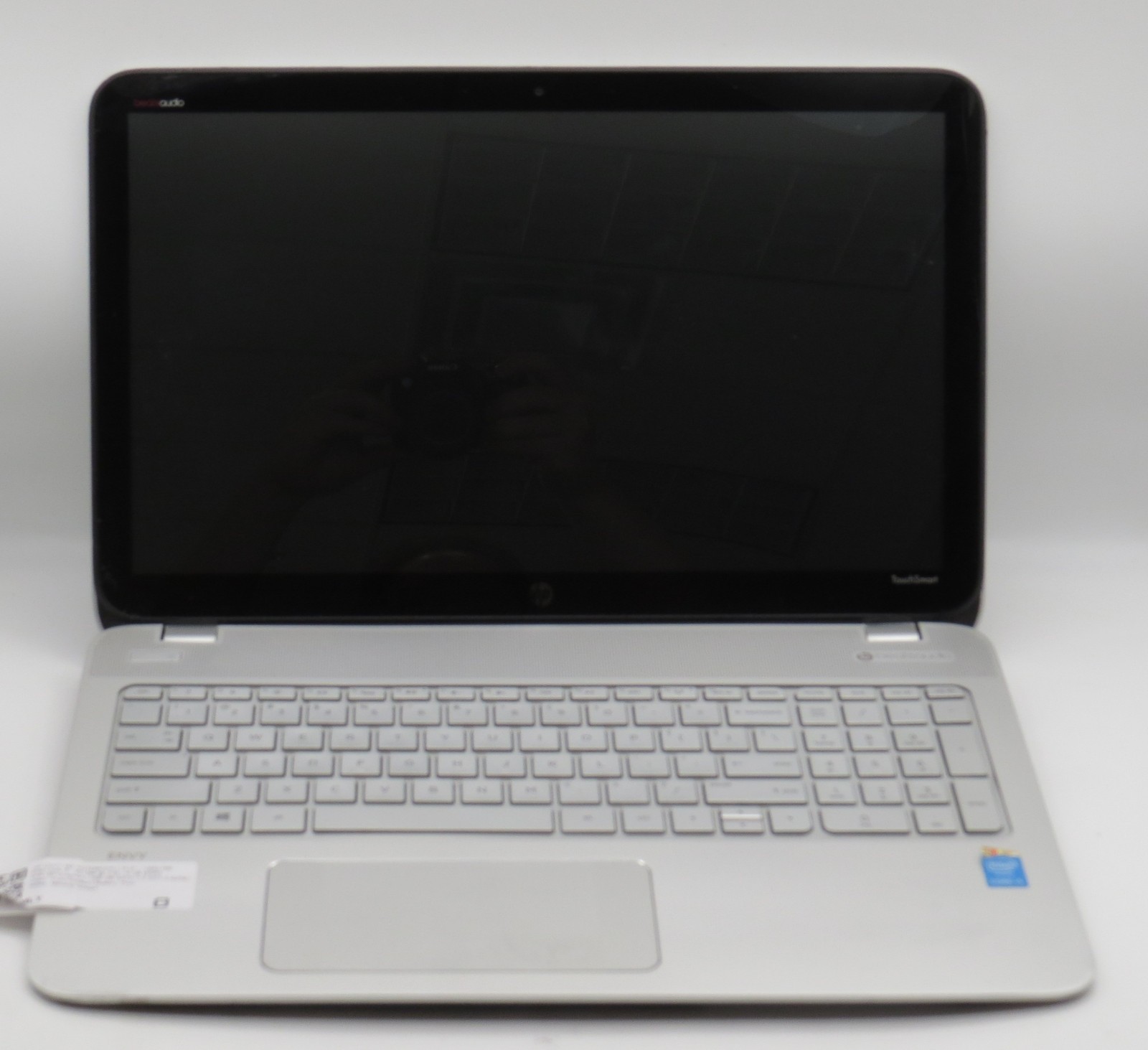 HP Envy M6 i5-4210m @ 2.6 8GB DDR3 256GB SATA SSD 15″ touch No OS