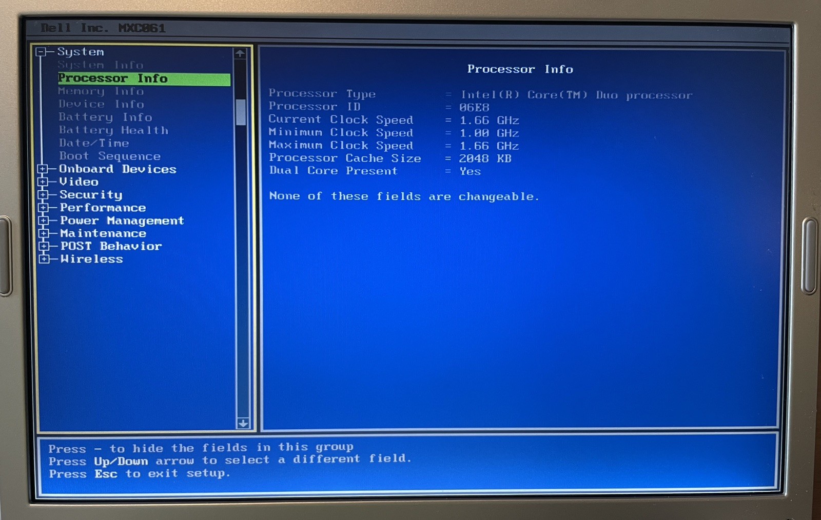 Dell Inspiron 640m Retro Windows XP Laptop w/batt, chrg. (18B1)