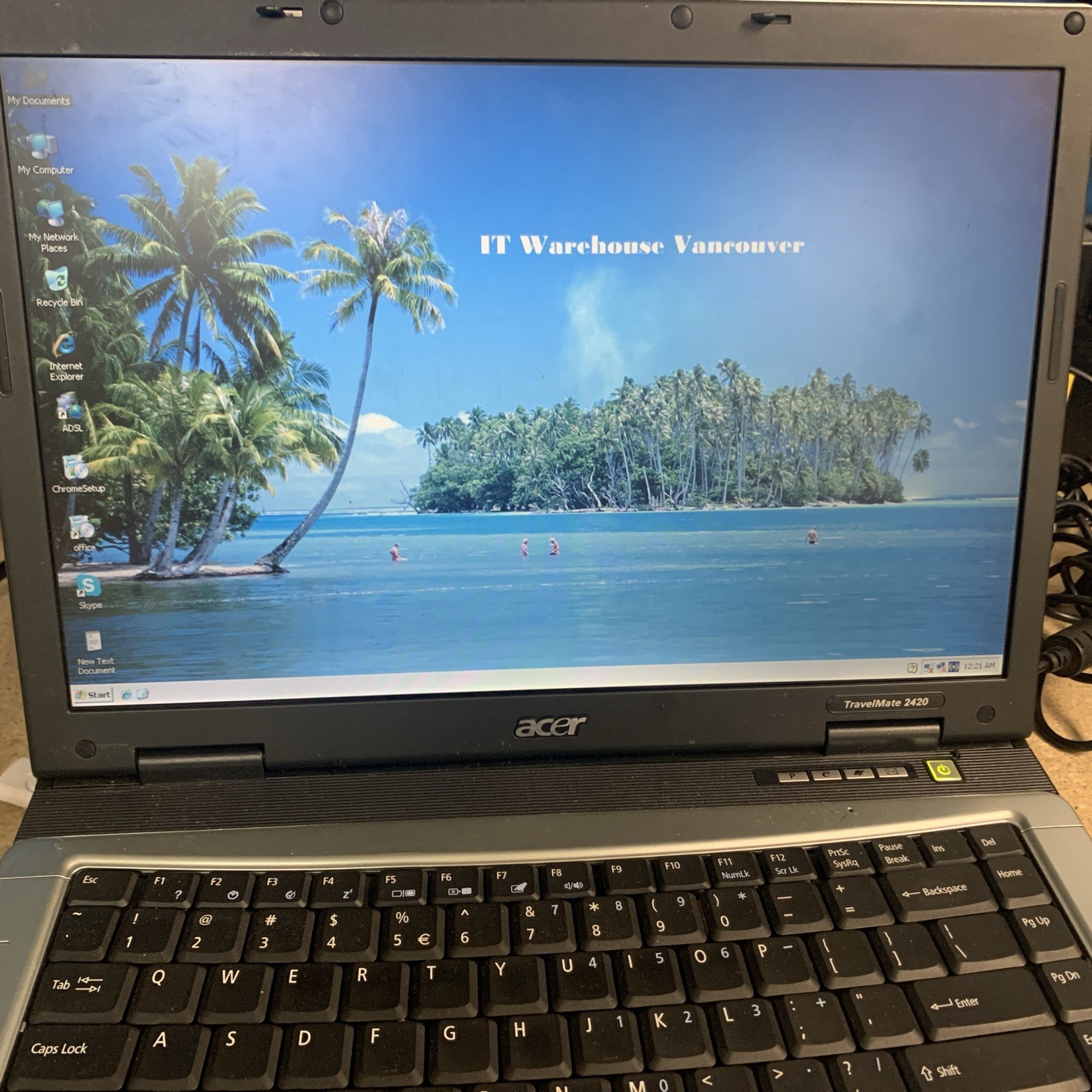 Acer TravelMate 2420 PM 1.7GHZ 1.5GB Ram 120GB HD Windows XP Pro SP3