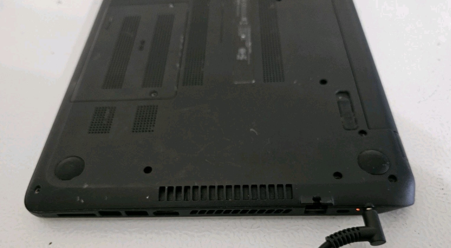 HP Intel Pentium 15-1271WM Laptop 4GB Ram 500GB Hard Drive – FOR PARTS OR REPAIR