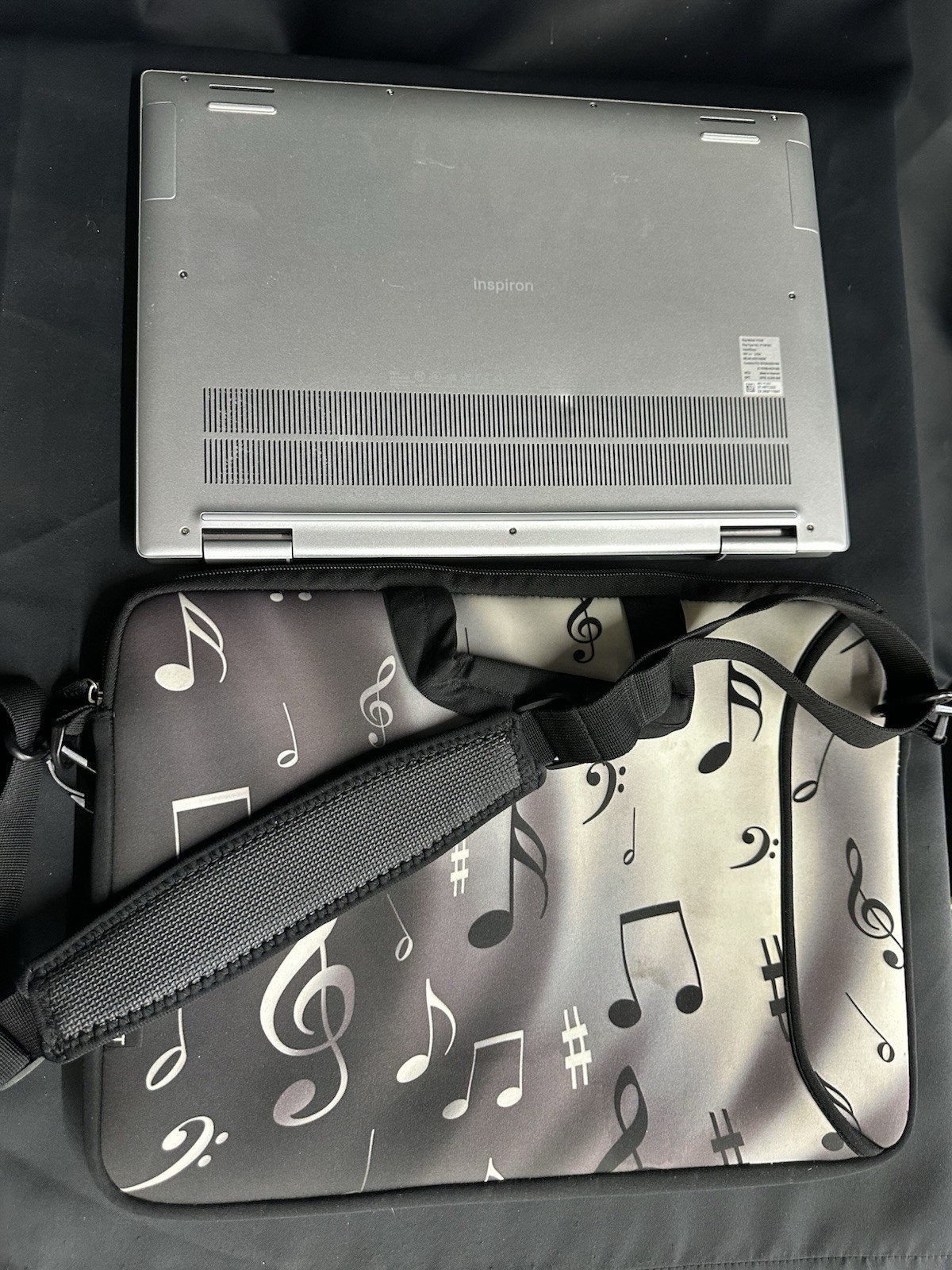 Dell Inspiron 2-in-1 16″ 16GB RAM 512GB SSD Intel Core i7 12th Gen 2.1 GHz W/Bag
