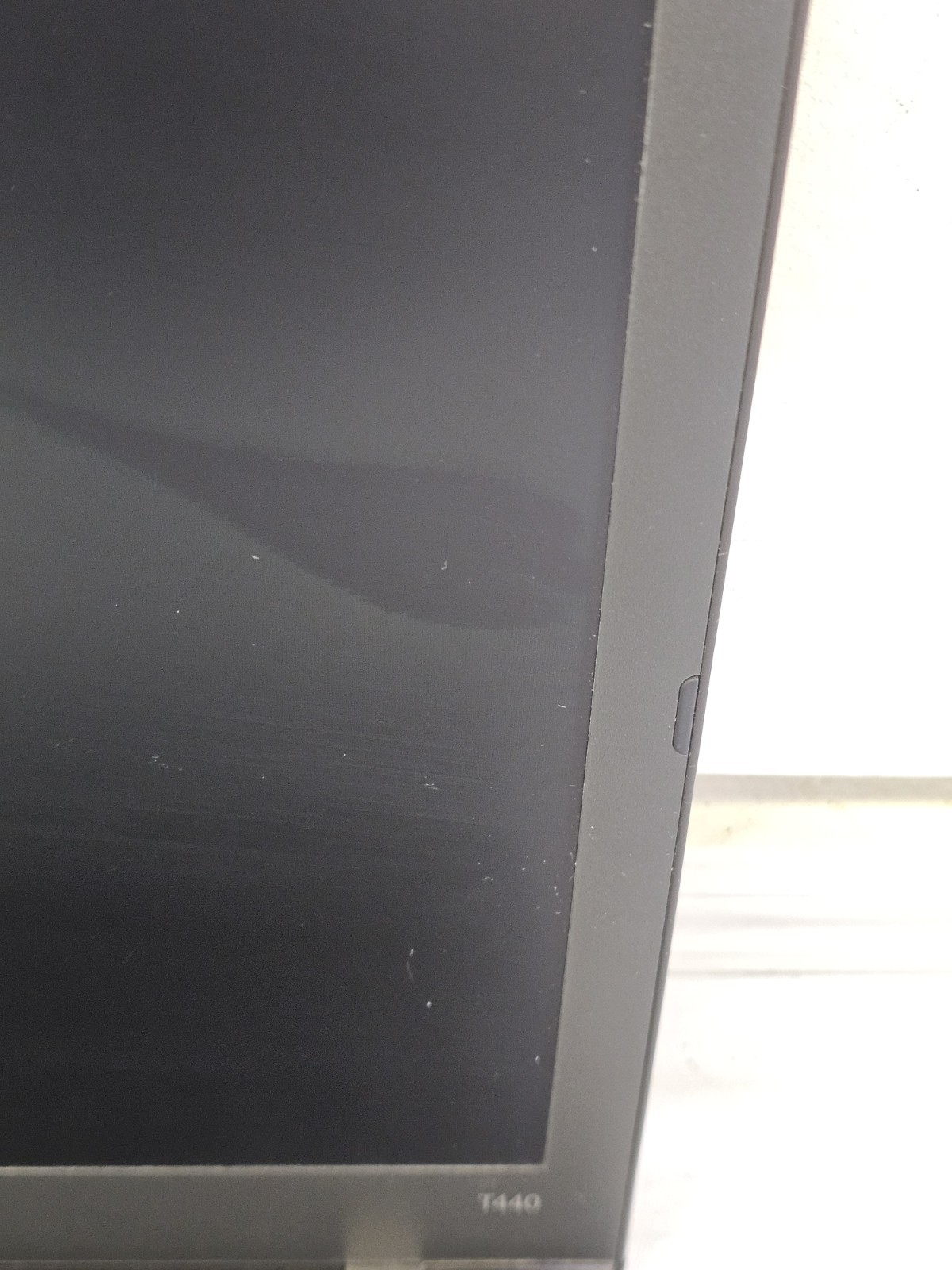 Lenovo ThinkPad T440 Laptop – Intel i5-4300u – 4GB RAM – 128GB SSD – Win 10 READ