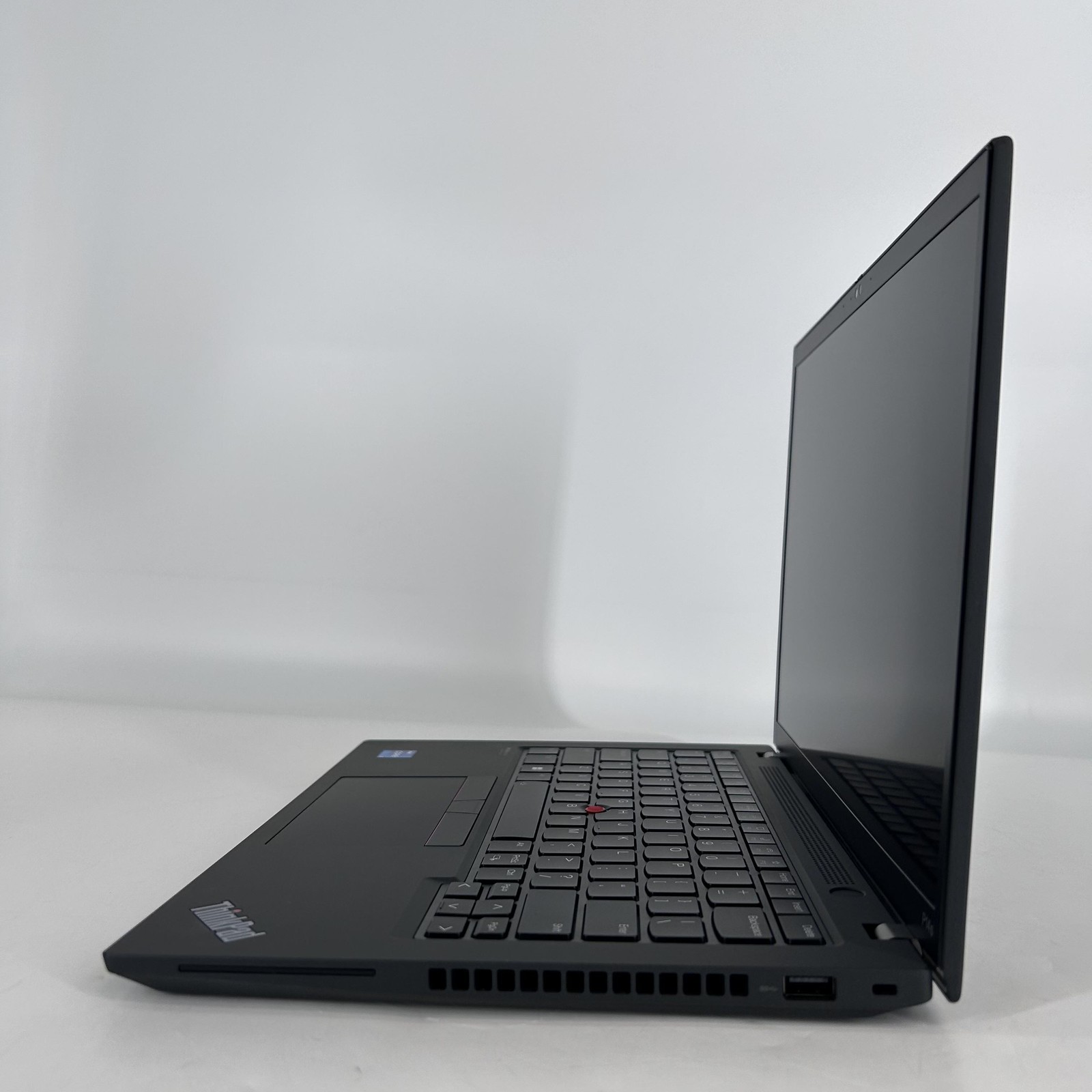 Lenovo ThinkPad P14s Gen 3 FHD+ 2.1 GHz i7-1260P 16GB 512GB SSD T550 Excellent