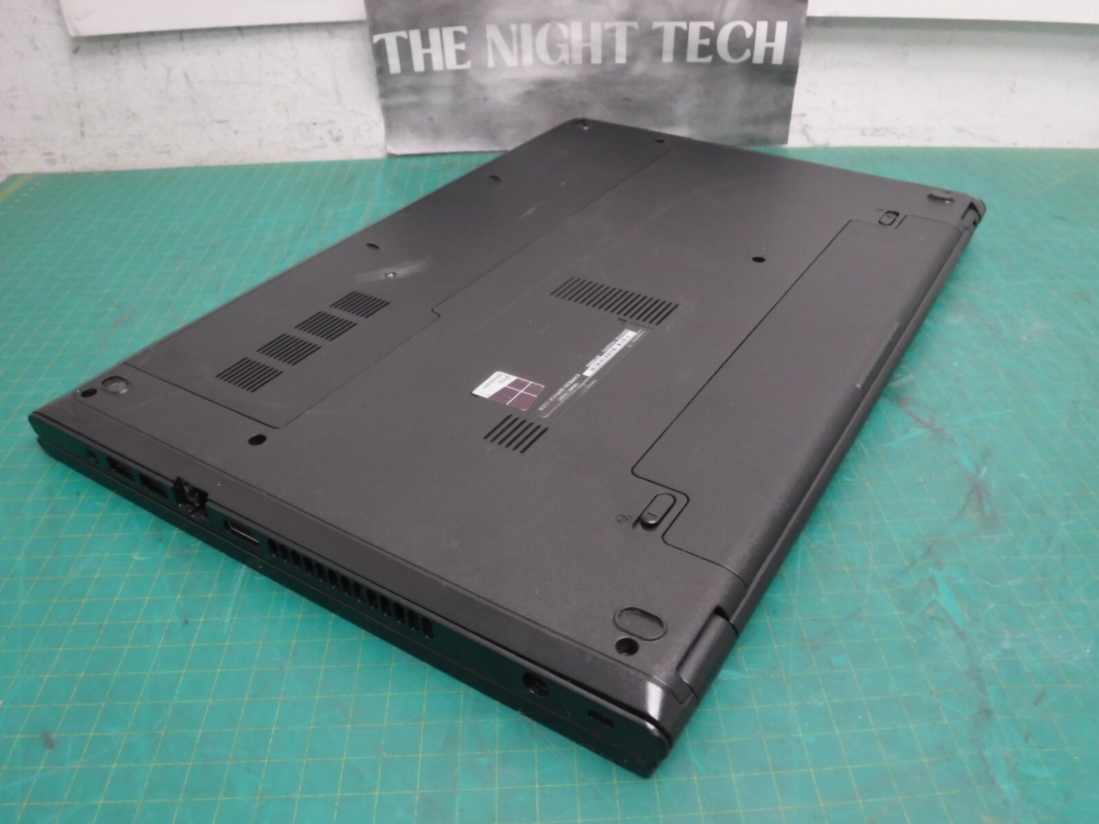 Dell inspiron 3542 i3-4005 1.70 GHz 15″ Laptop, 4GB RAM, No HDD/OS