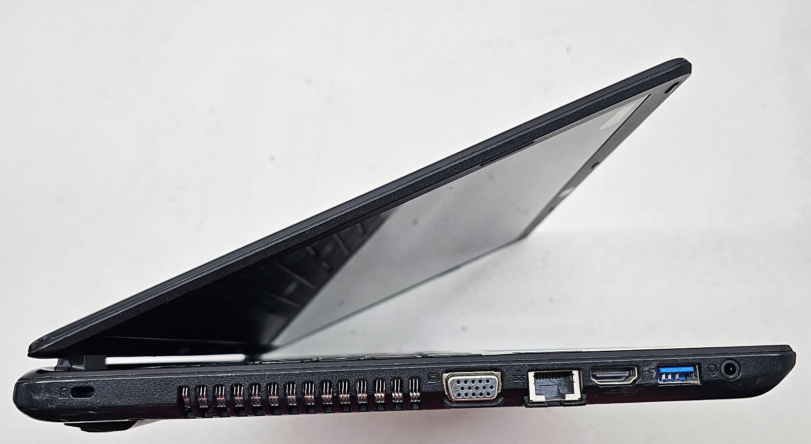 Acer Aspire E15 Touch E5-571P Laptop Intel i5-4210U 16GB Ram 500GB NO OS (FL)