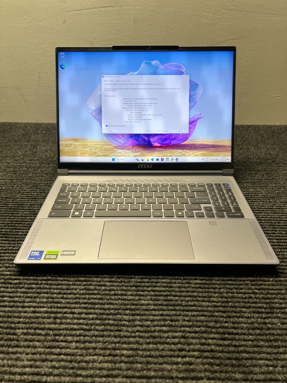 MSI Creator 16 AI Studio A1VIG Laptop