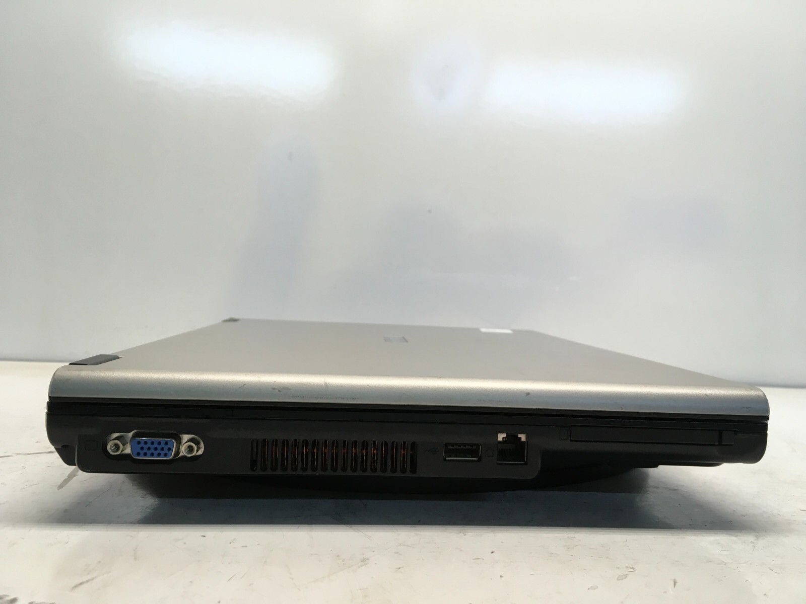 Toshiba Satellite L35-S1054 Intel Celeron M 410 1.46GHz 1 GB NO HDD No Batt