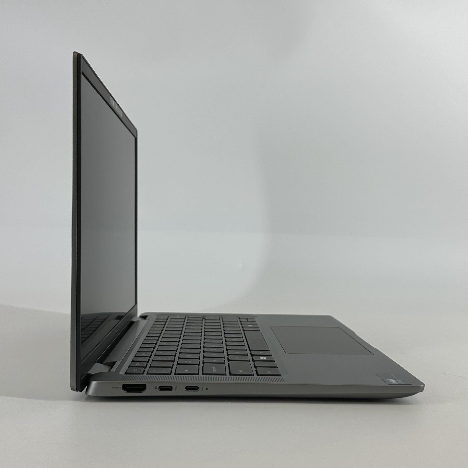 Dell Latitude 7350 13.3 FHD+ 1.7 GHz Ultra 7 165U 32GB 512GB SSD Very Good