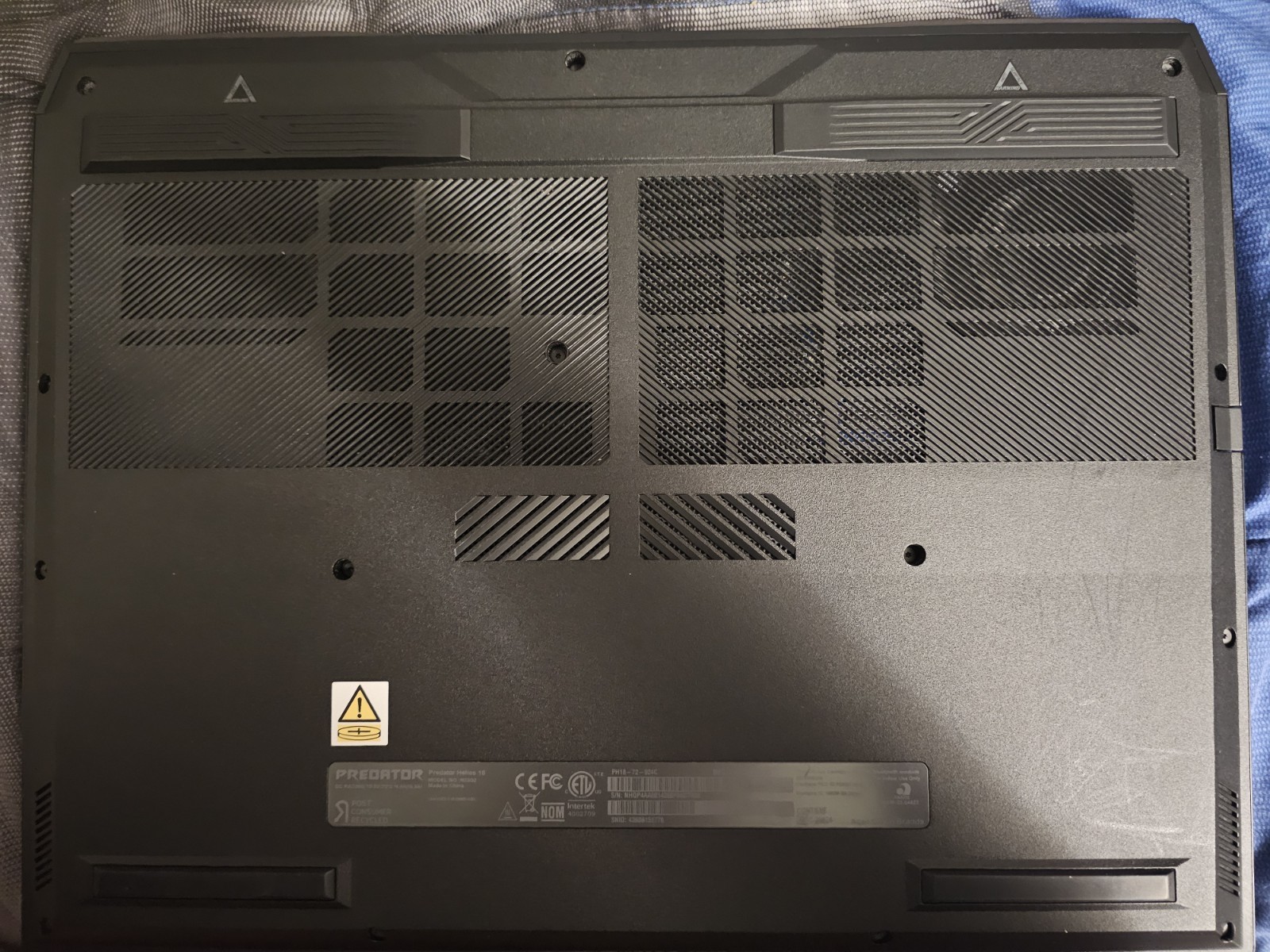 Acer Predator Helios 18 Gaming Laptop 18″240Hz,Intel i9-14900HX GeForce RTX 4090