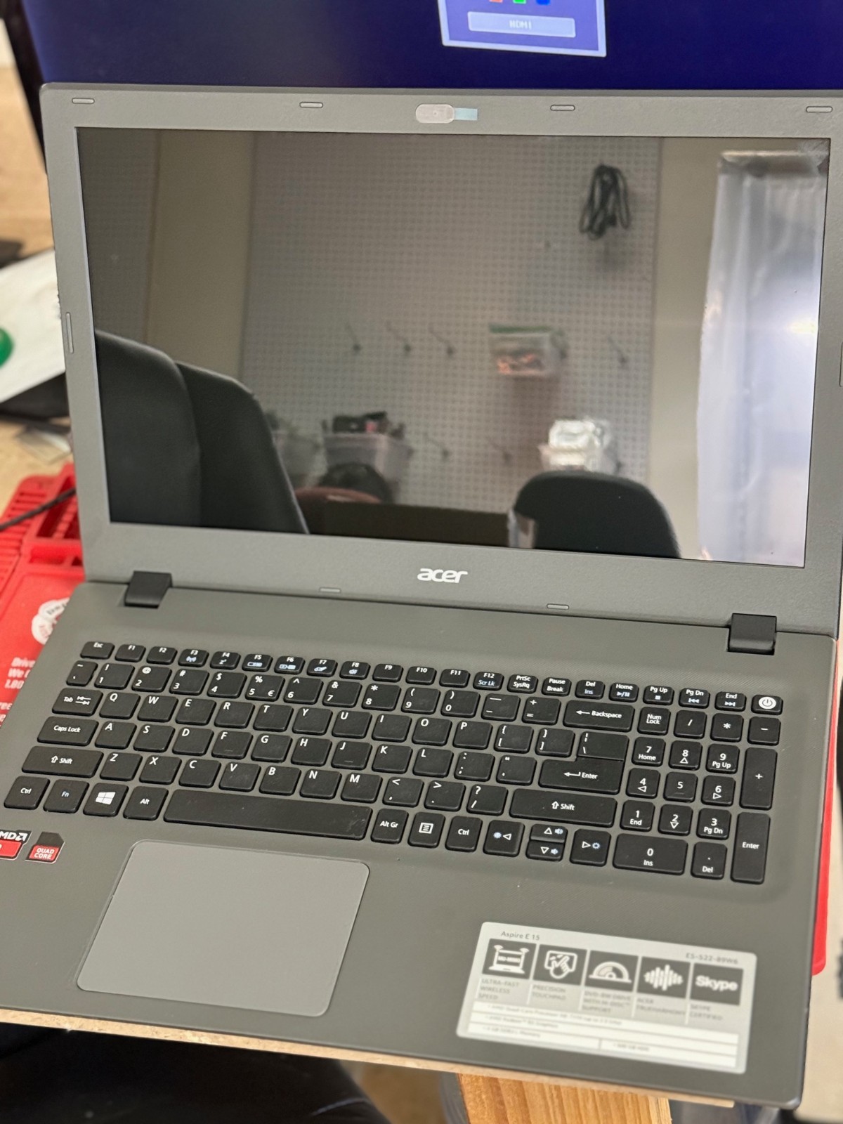 acer Aspire E5-522-89W6 laptop