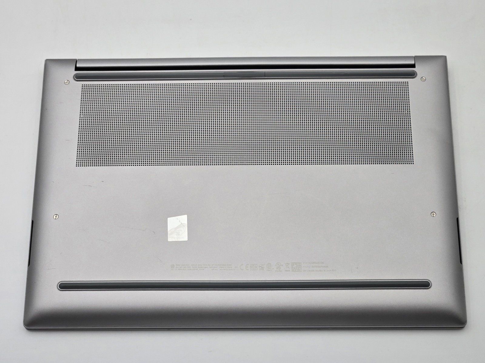 HP ZBook Studio G10 16″ UHD+ 4K+ 13TH I7-13800H 512GB SSD 32GB W11P RTX A1000