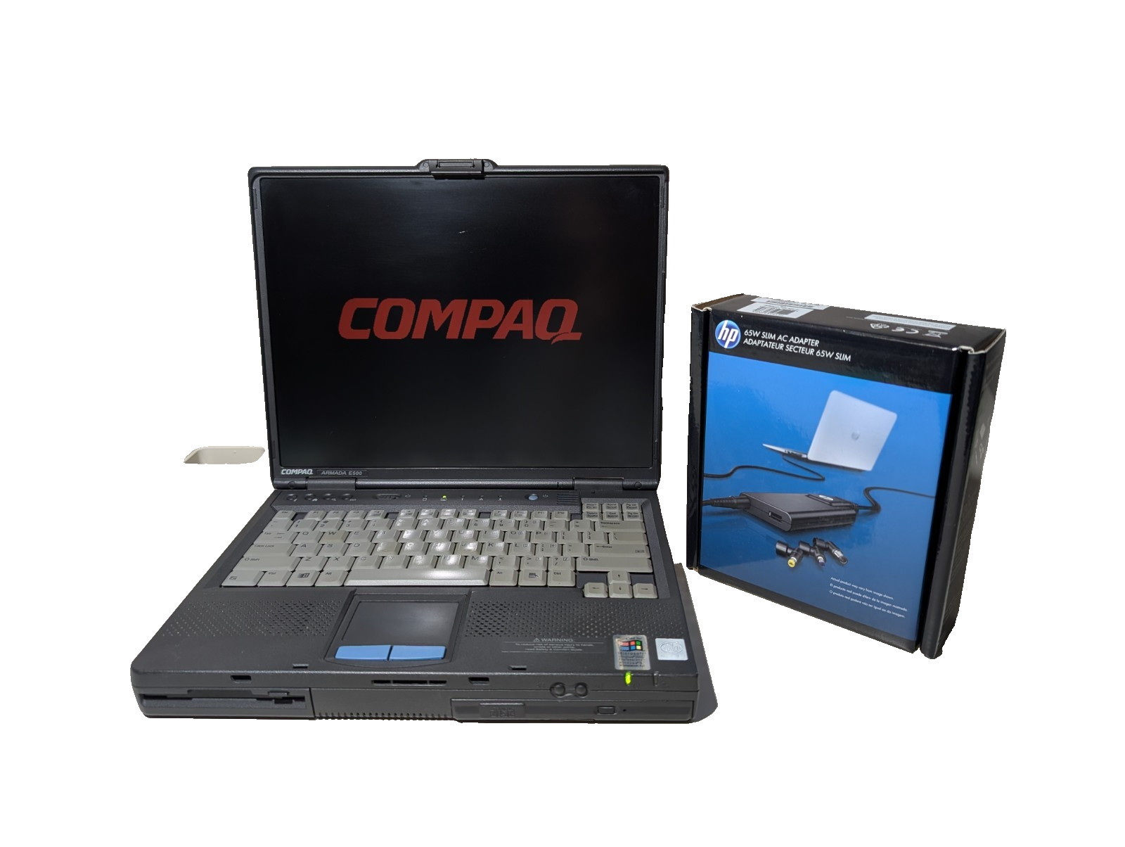 15″ Compaq Armada | Pentium III 512MB 80GB HDD | Win 98 + XP Vintage 1999 Beauty