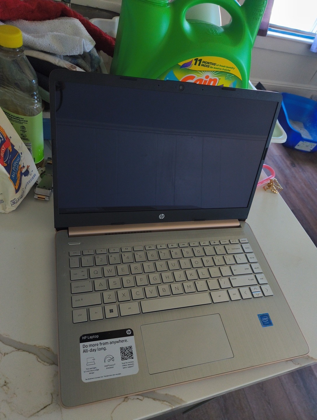 HP Laptop 14-dq0070nr