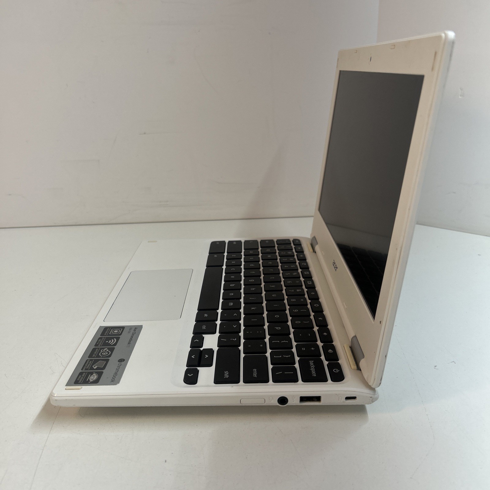 Acer Chromebook 11 CB3-131 Intel Celeron N2840 2GB RAM 16GB eMMC ChromeOS