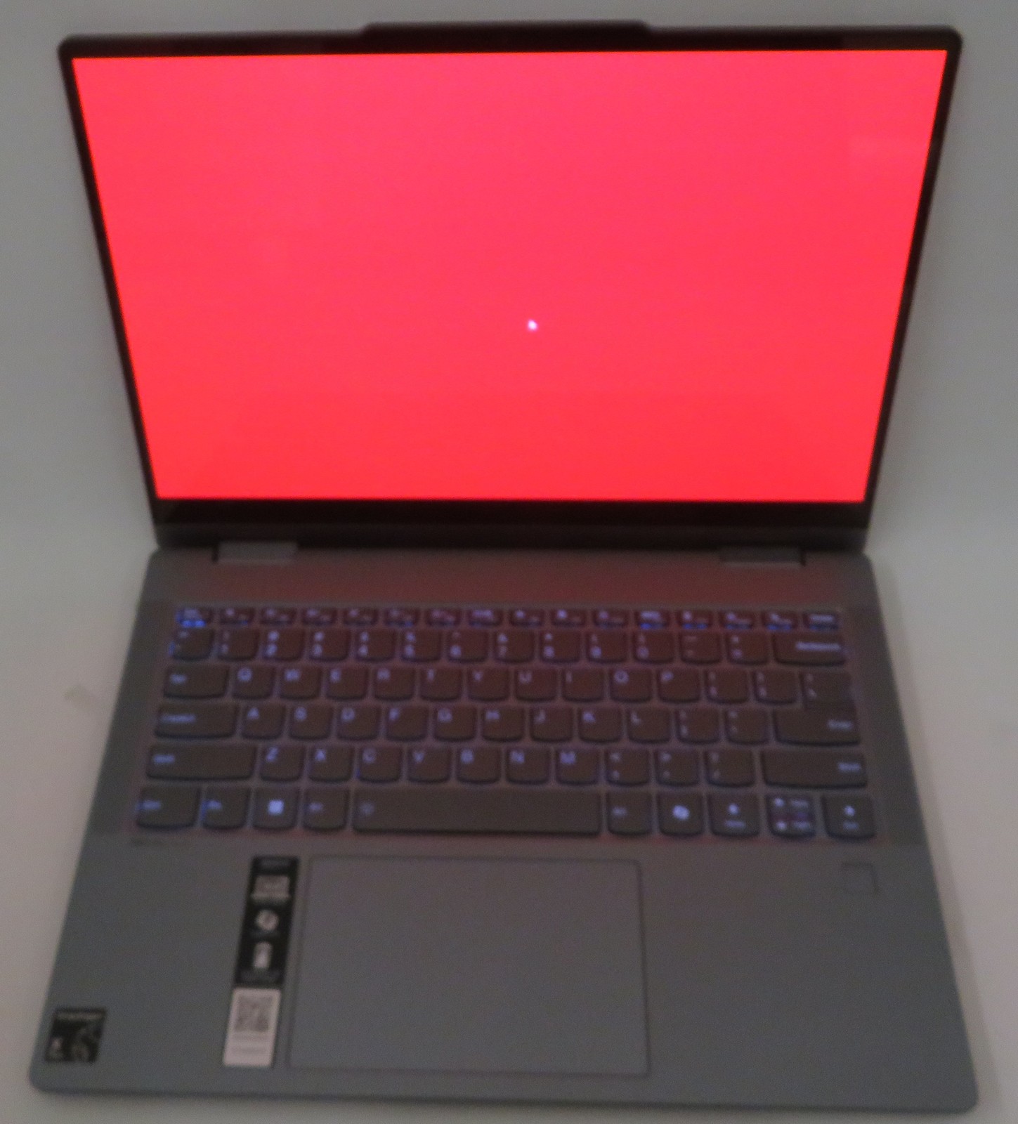 Lenovo Ideapad OLED 2in1 14Q8x9 Snapdragon X Plus X1P4200 – 16GB 1TB SSD Win 11