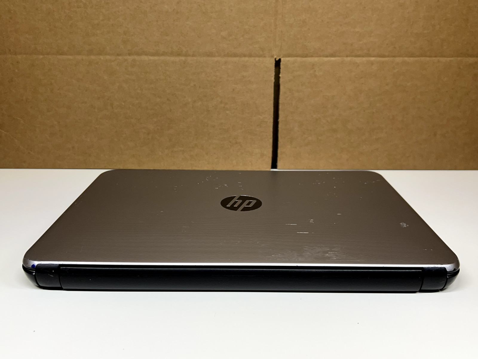 HP 14 Series Laptop AMD E2-7110 Processor 4GB RAM 32GB eMMC Windows 10 Installed