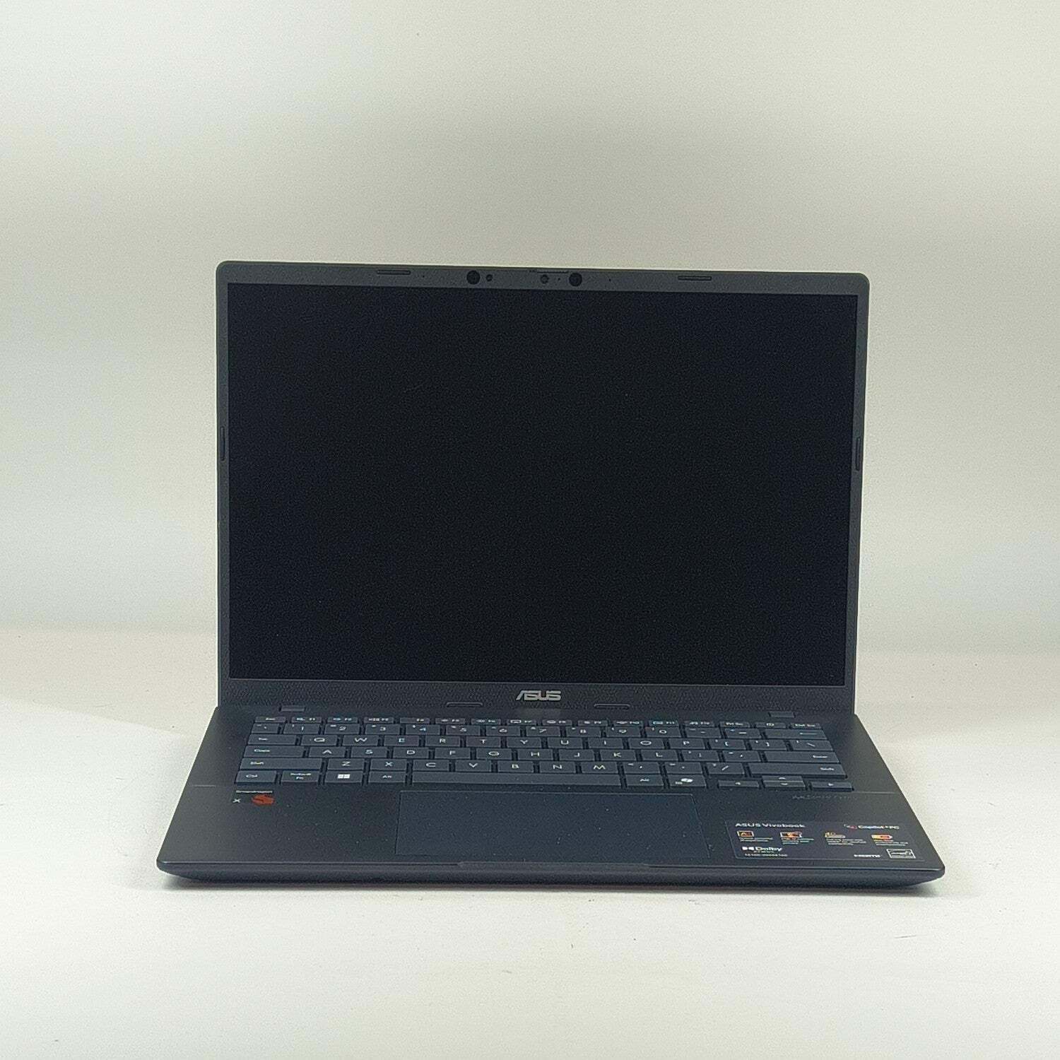 Asus Vivobook 14 X1407Q 14″ Snapdragon X126100 2.9GHz 16GB RAM 512GB SSD